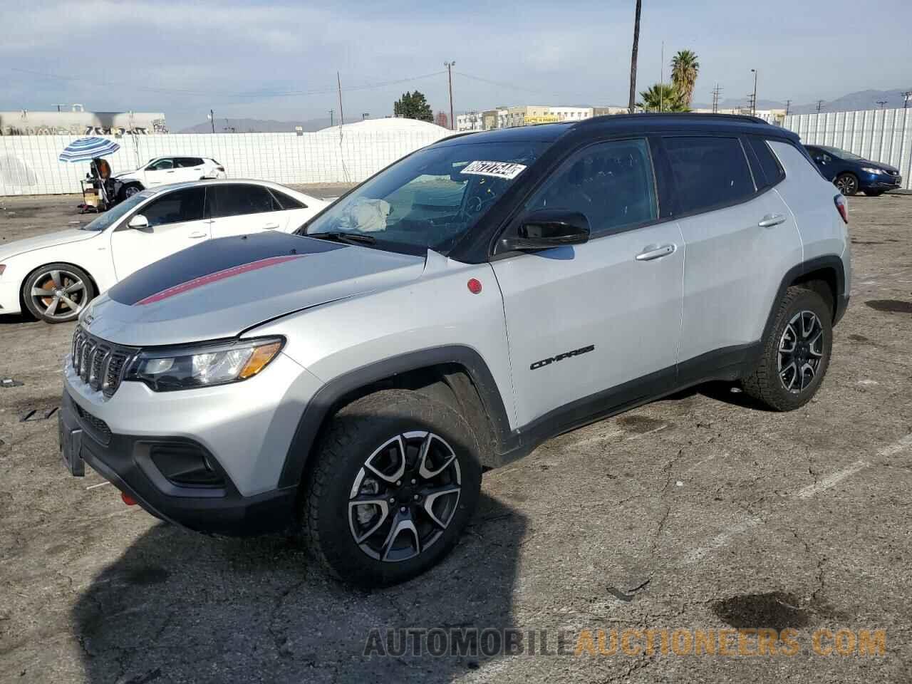 3C4NJDDN9RT144999 JEEP COMPASS 2024