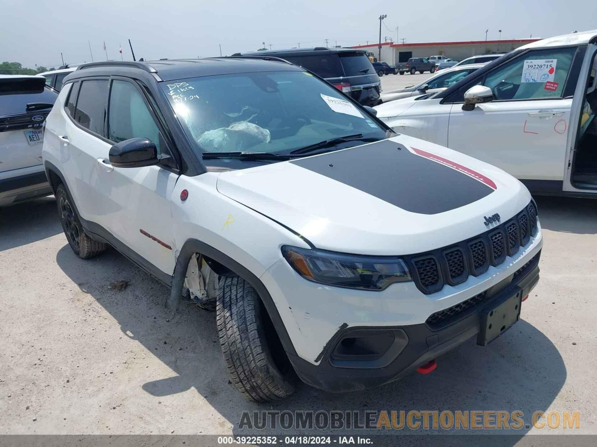 3C4NJDDN9RT609426 JEEP COMPASS 2024