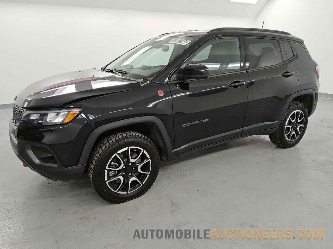 3C4NJDDNXRT137415 JEEP COMPASS 2024