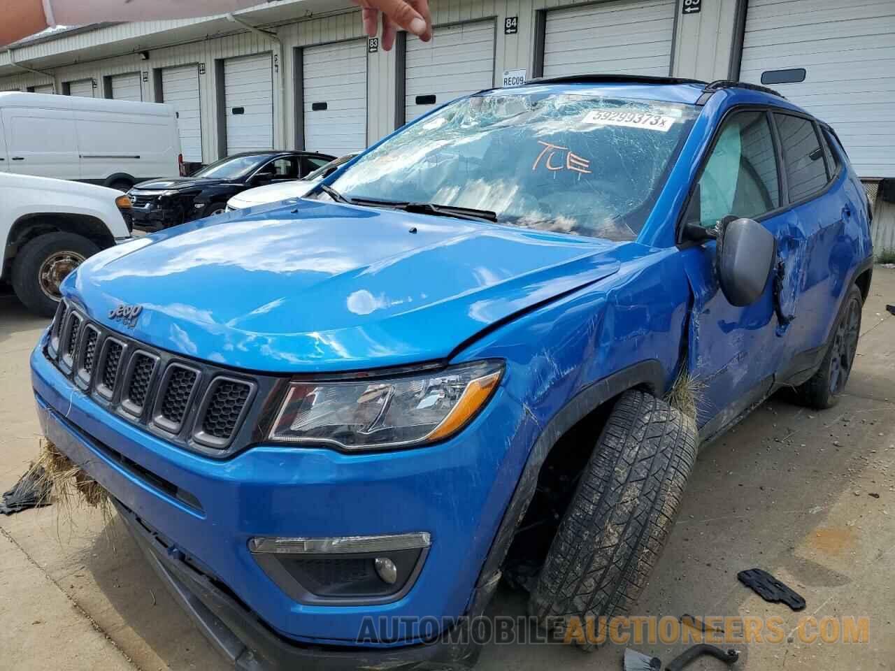 3C4NJDEB1MT557027 JEEP COMPASS 2021