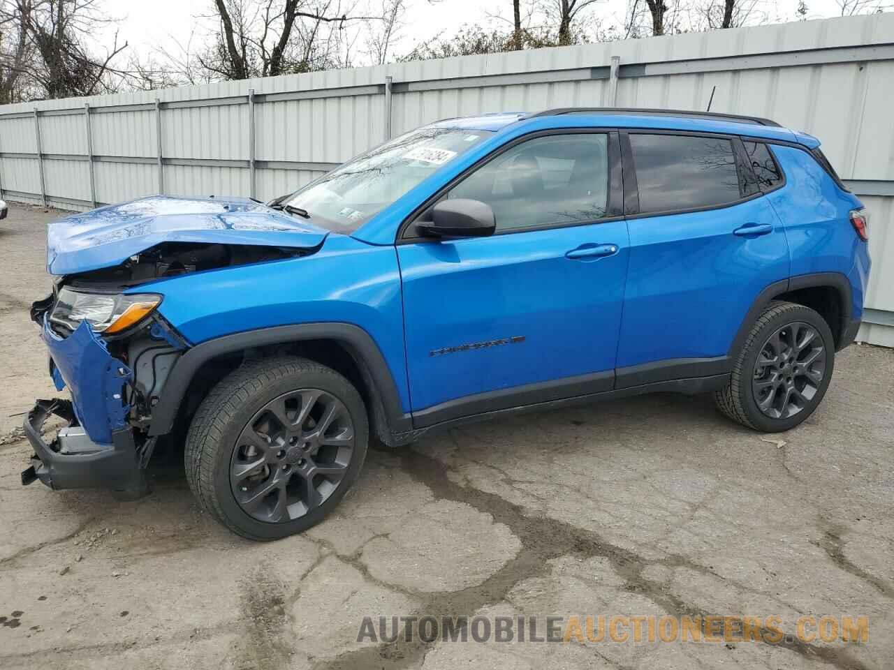 3C4NJDEB2MT551382 JEEP COMPASS 2021