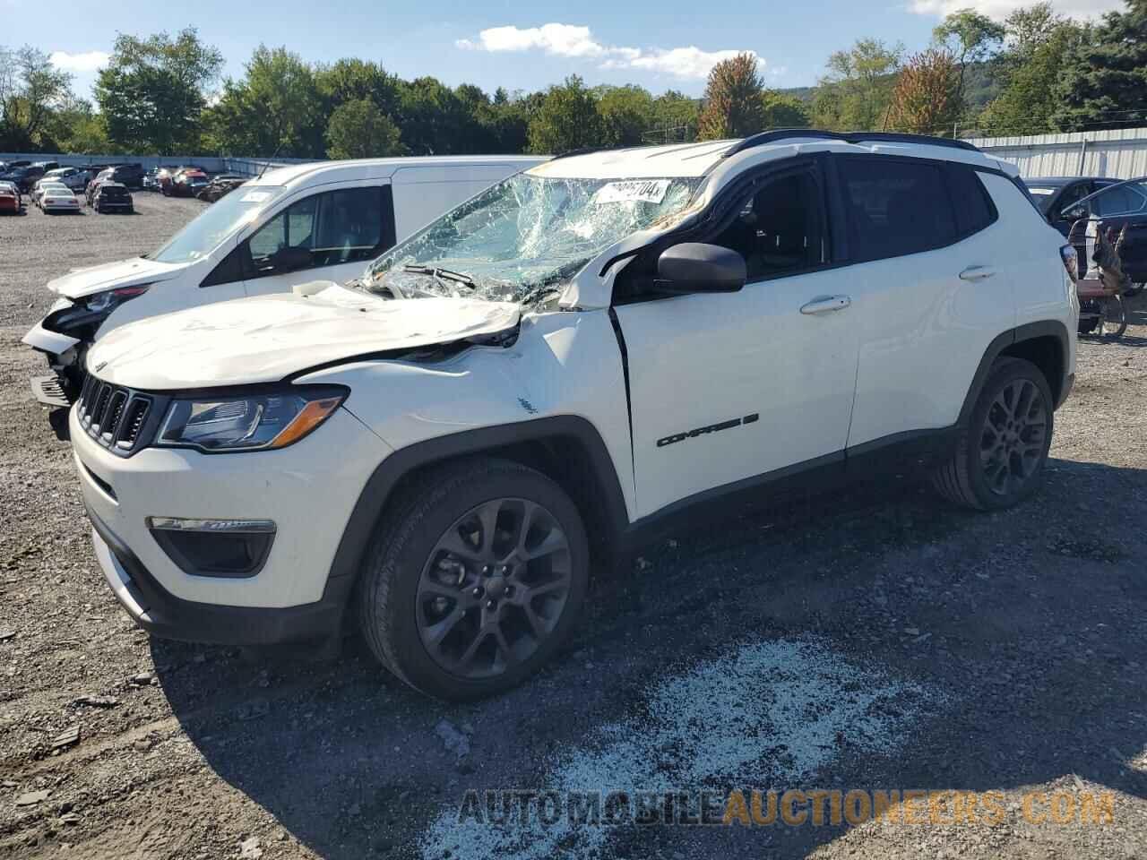 3C4NJDEB4MT513300 JEEP COMPASS 2021