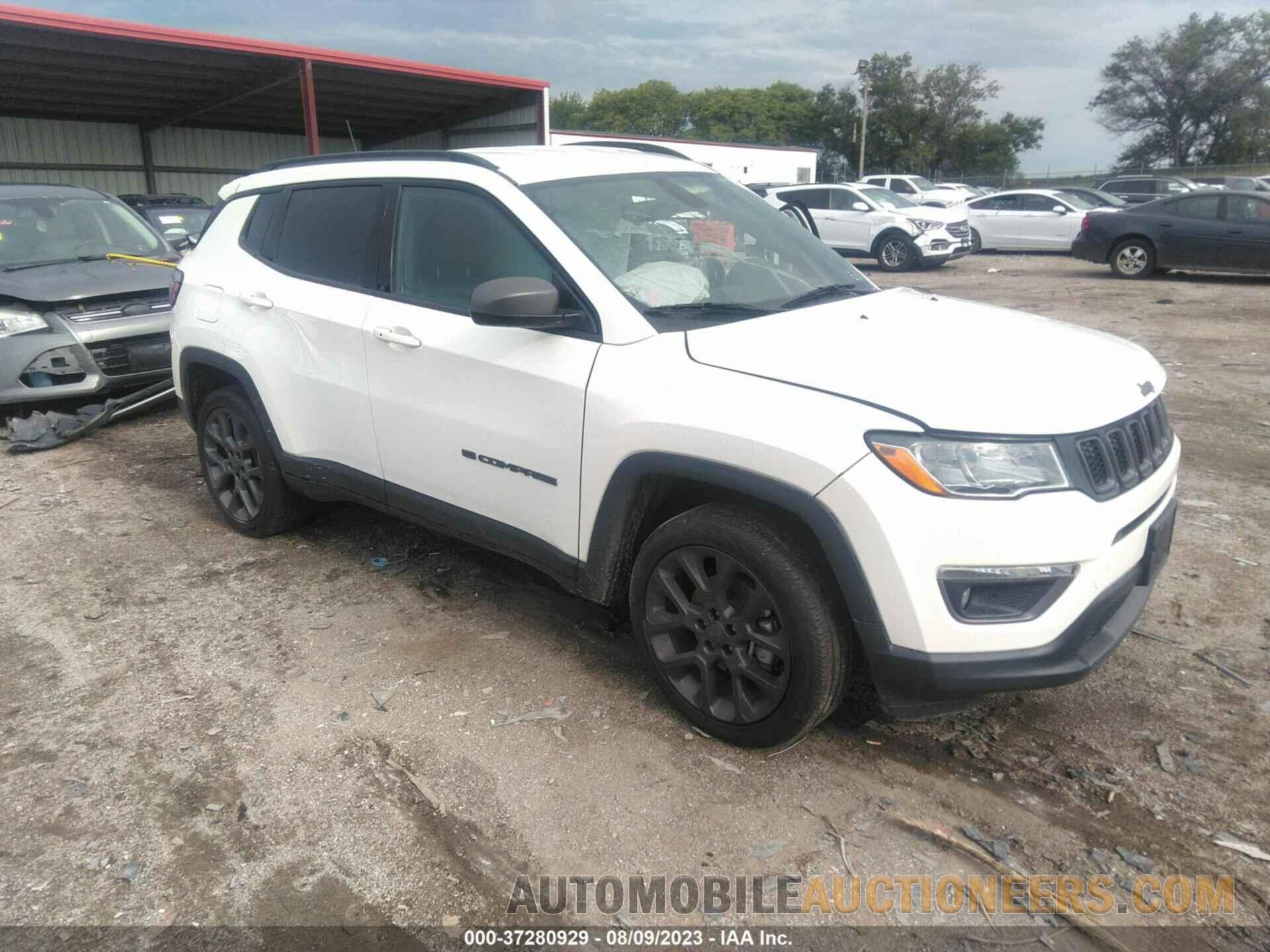 3C4NJDEB5MT543275 JEEP COMPASS 2021