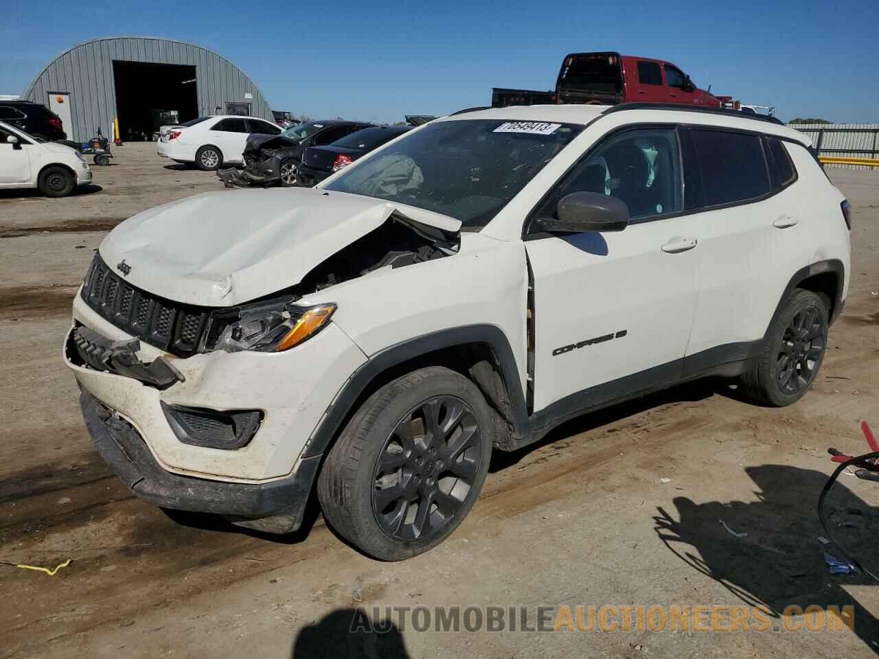 3C4NJDEB8MT561642 JEEP COMPASS 2021