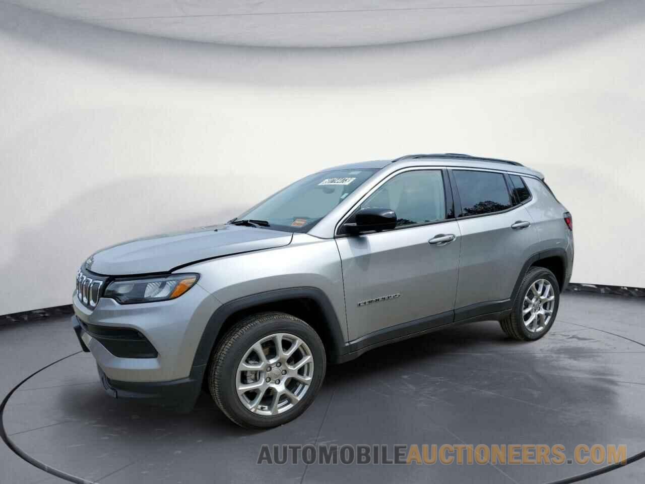 3C4NJDFB0NT224270 JEEP COMPASS 2022