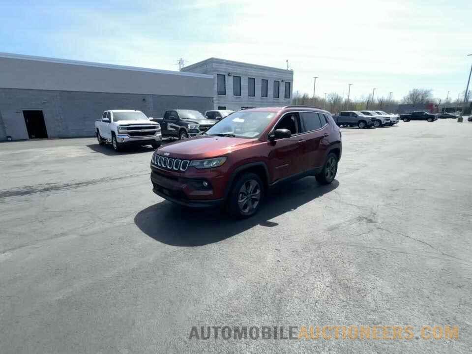 3C4NJDFB3NT132599 Jeep Compass 2022