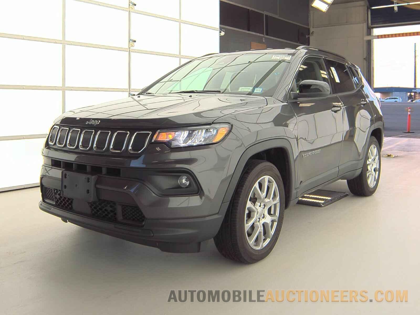 3C4NJDFB6NT175513 Jeep Compass 2022