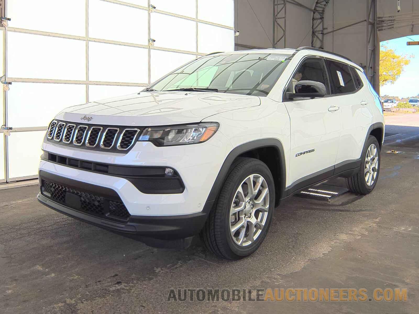 3C4NJDFN1RT135842 Jeep Compass 2024