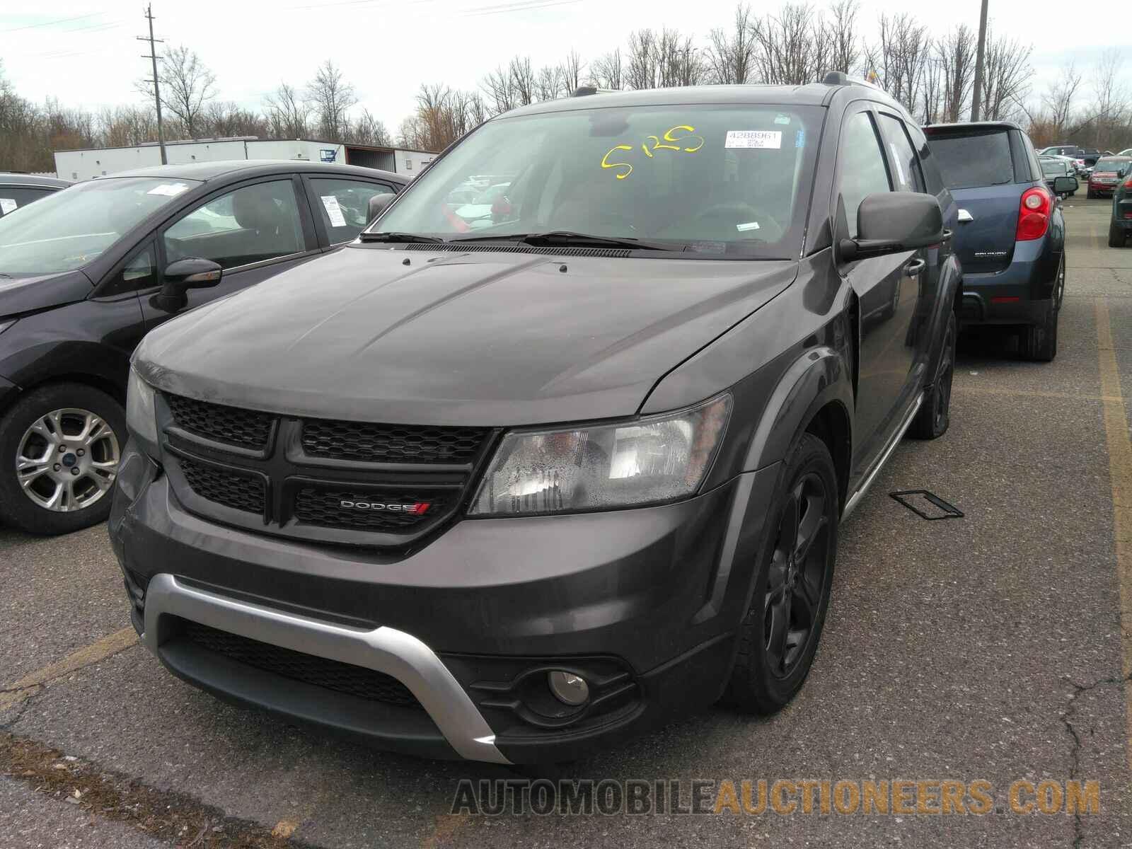 3C4PDCGB9LT201463 Dodge Journey 2020