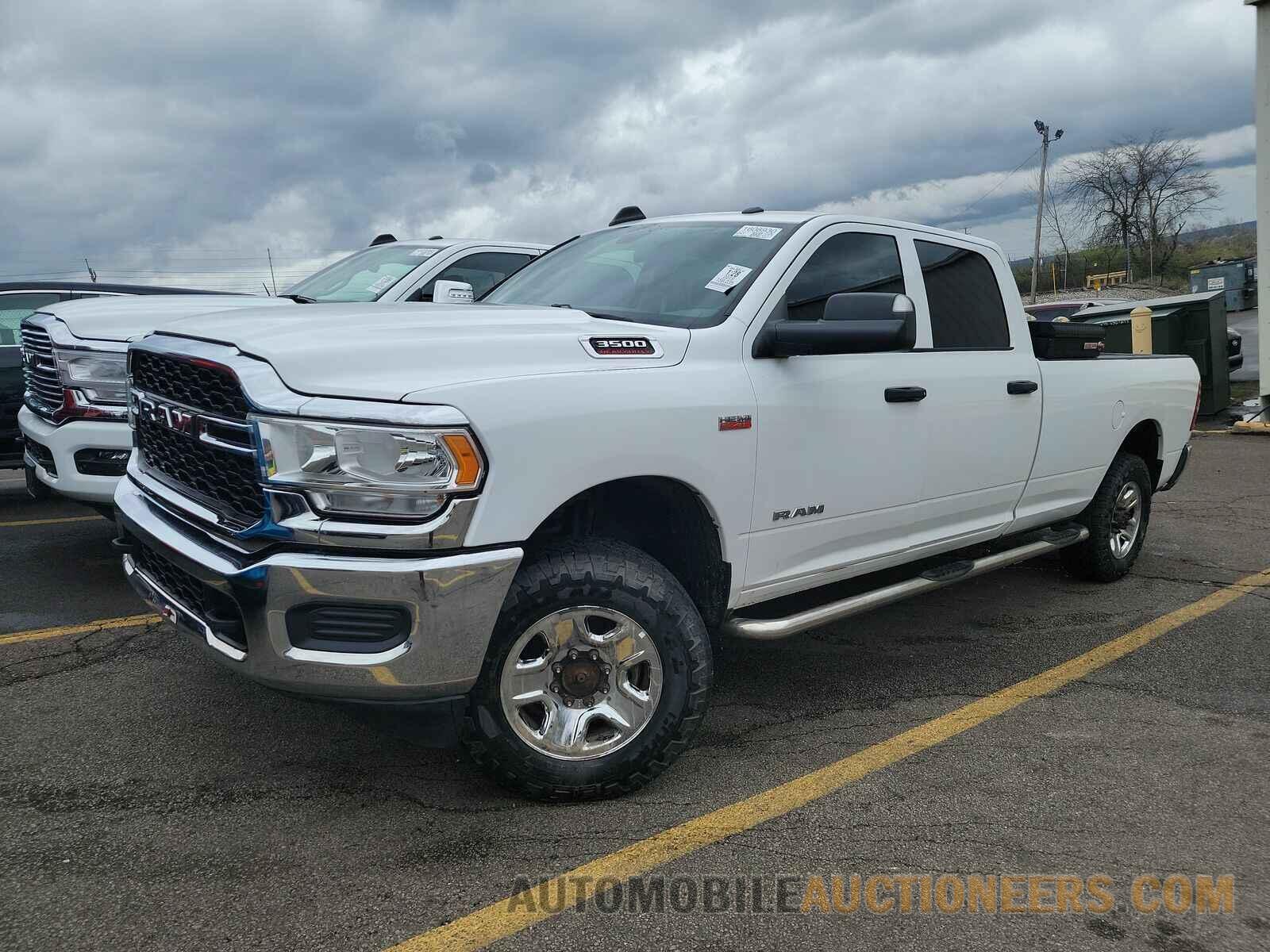 3C63R3GJ3KG666133 Ram 3500 2019