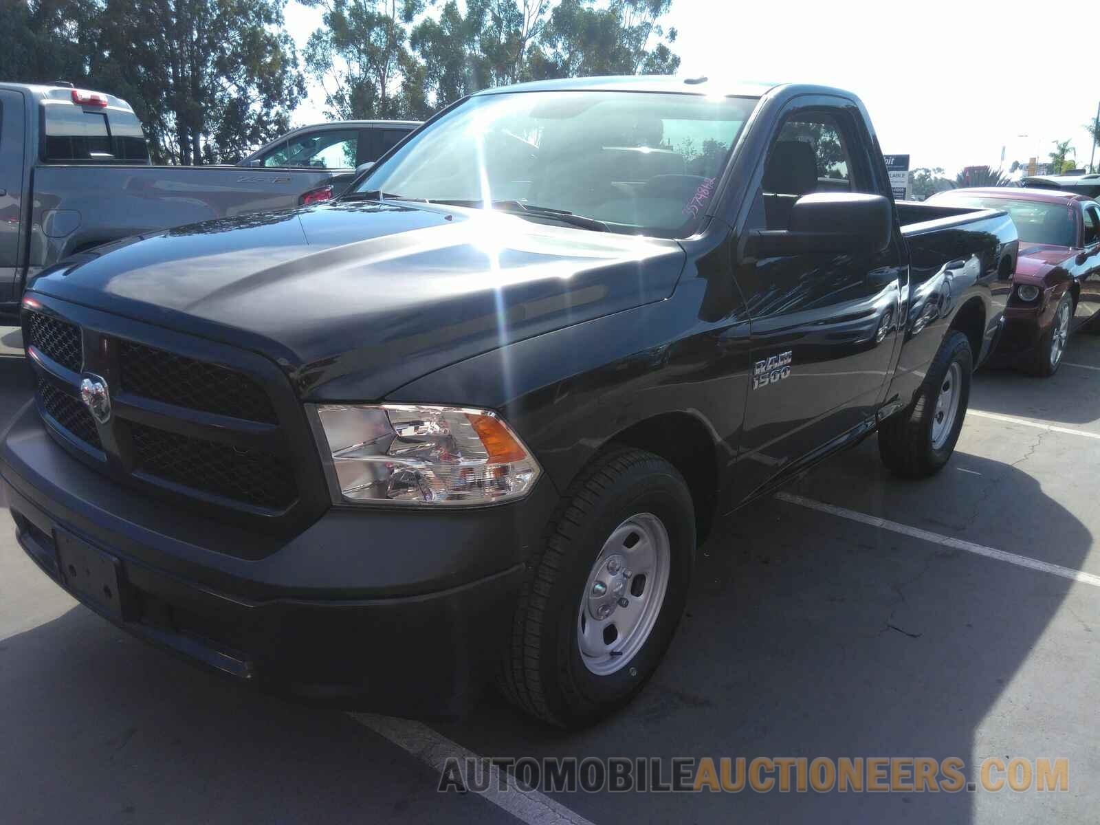 3C6JR6AG5HG721745 Ram 1500 2017