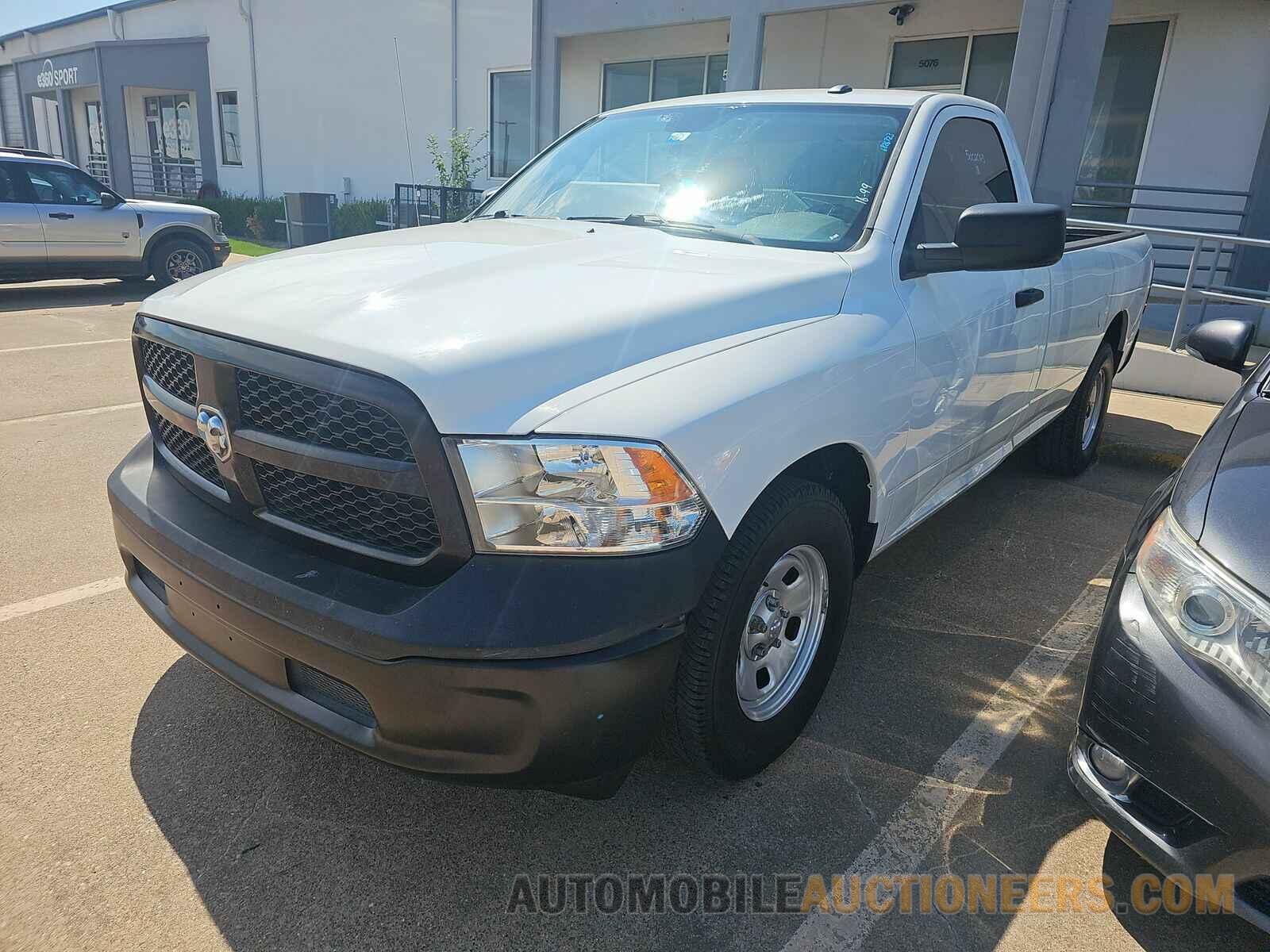 3C6JR6DG3JG165002 Ram 1500 Ex 2018