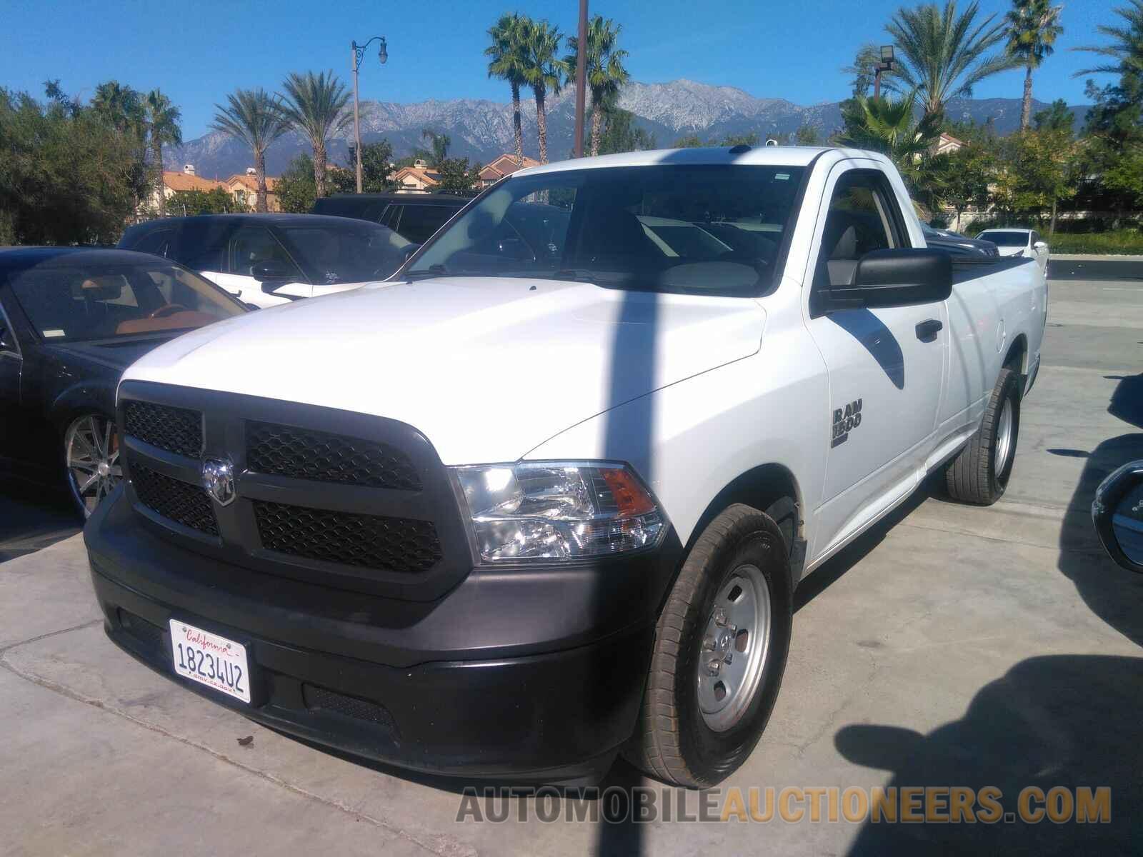 3C6JR6DG9KG568659 Ram 1500 Classic 2019