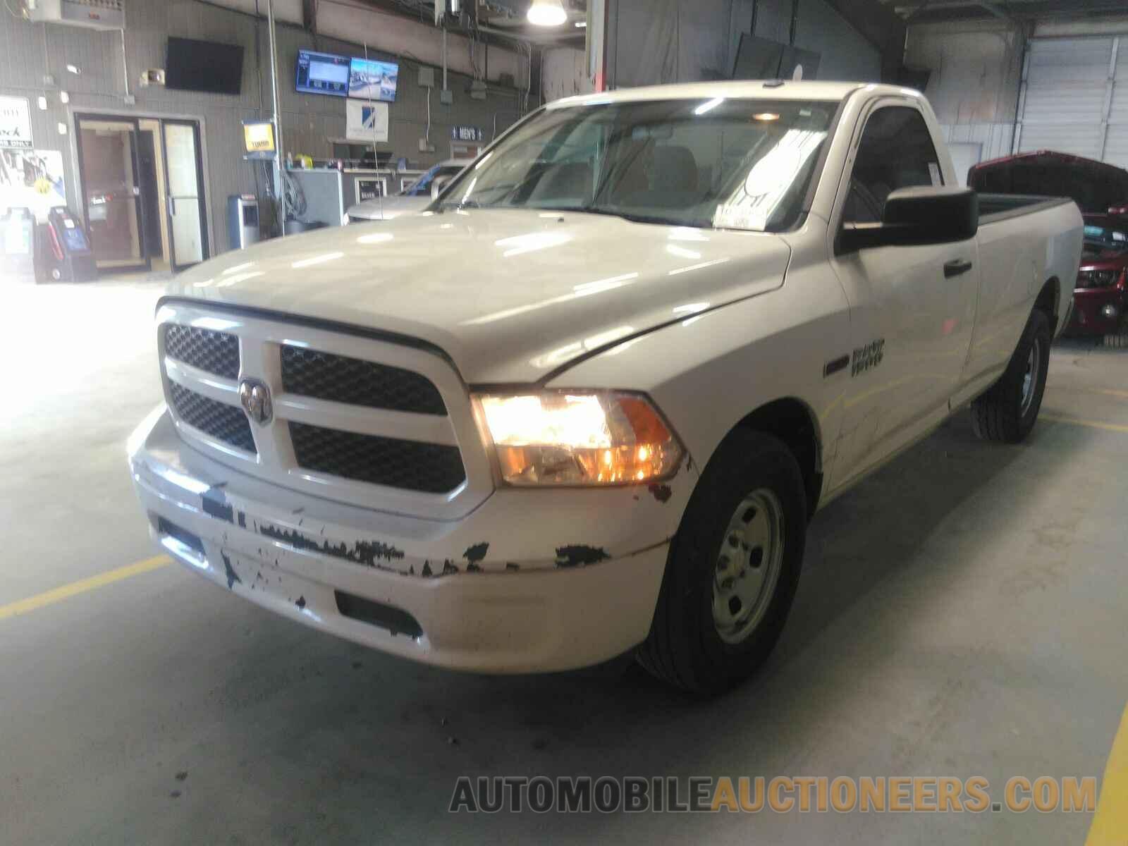 3C6JR6DM3FG647269 Ram 1500 2015