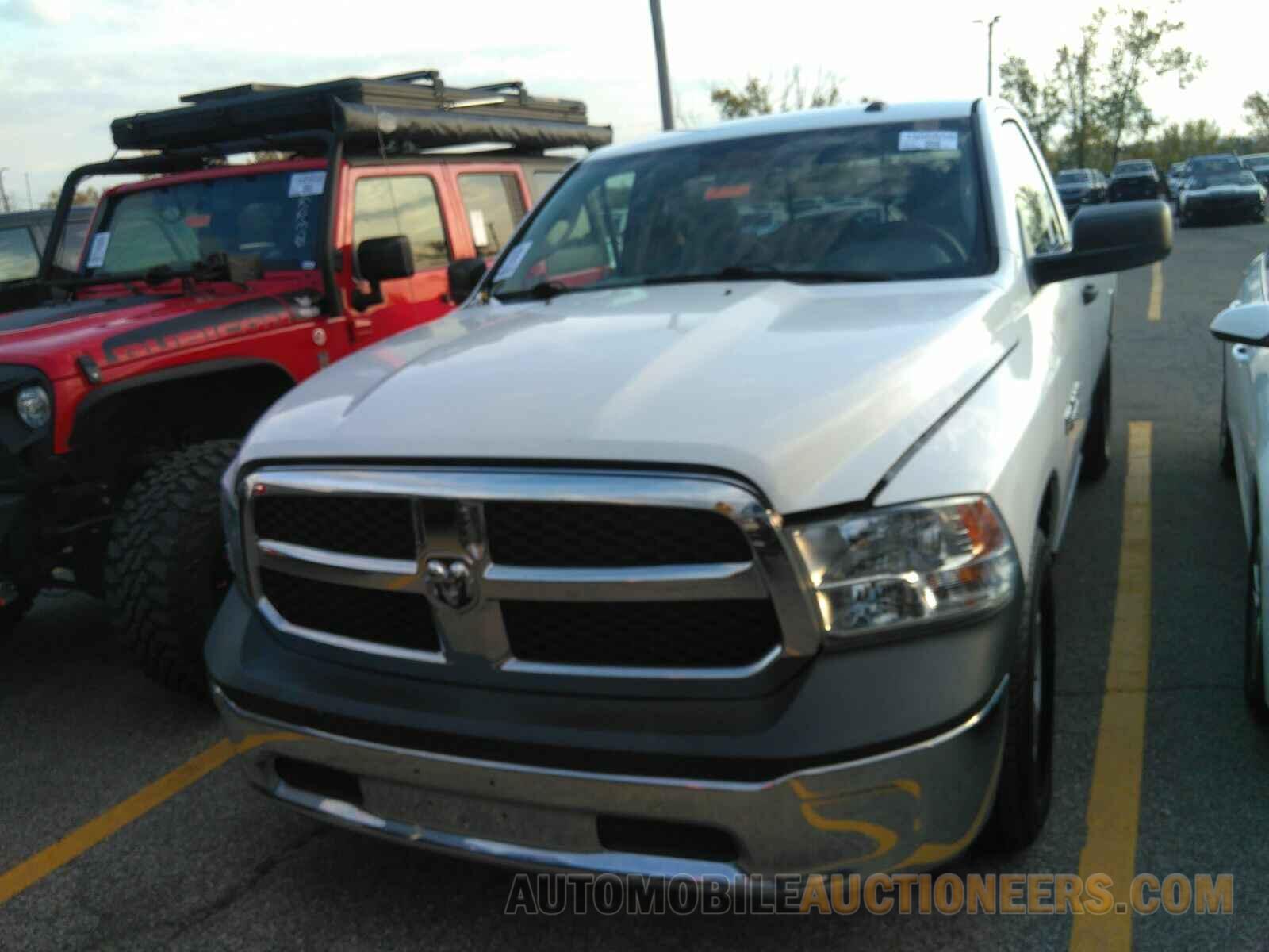 3C6JR6DT2JG225185 Ram 1500 2018