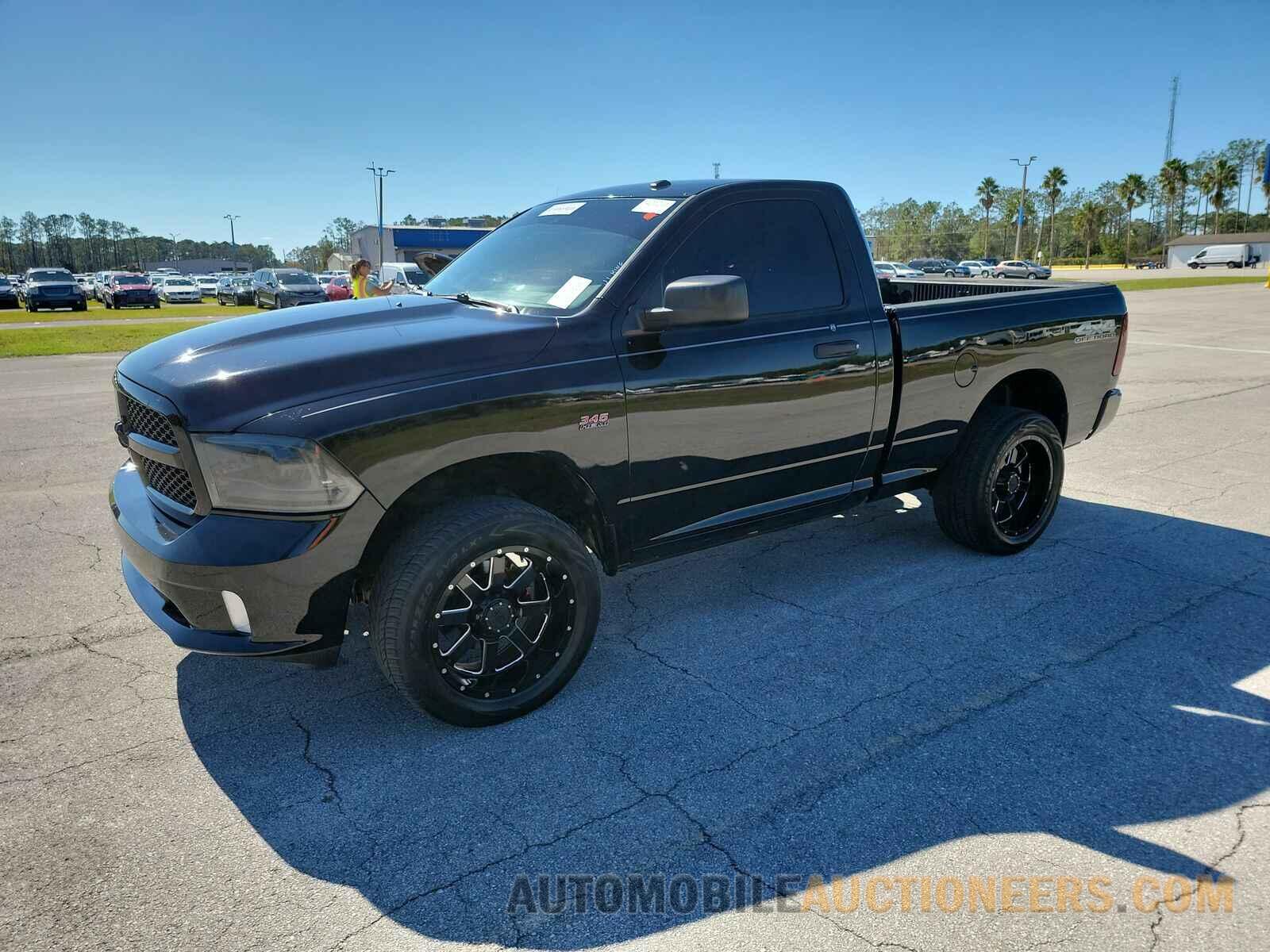 3C6JR7AT3FG532348 Ram 1500 2015