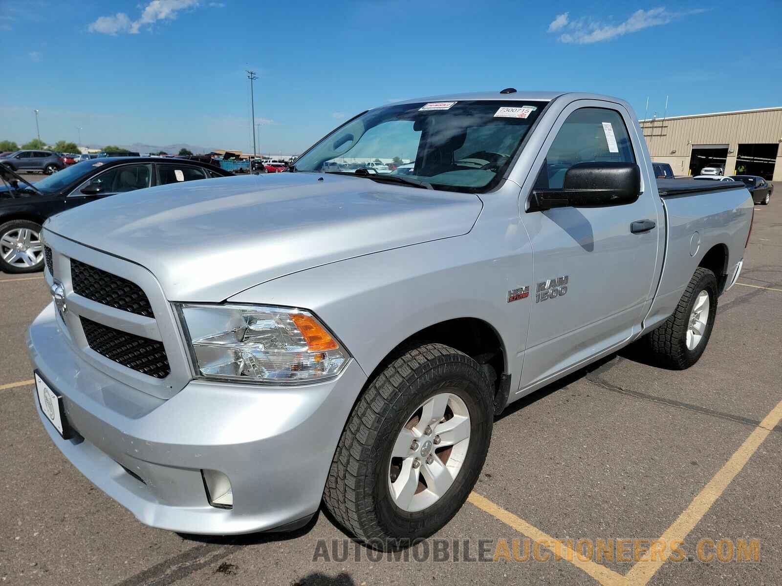 3C6JR7AT3HG631268 Ram 1500 Ex 2017