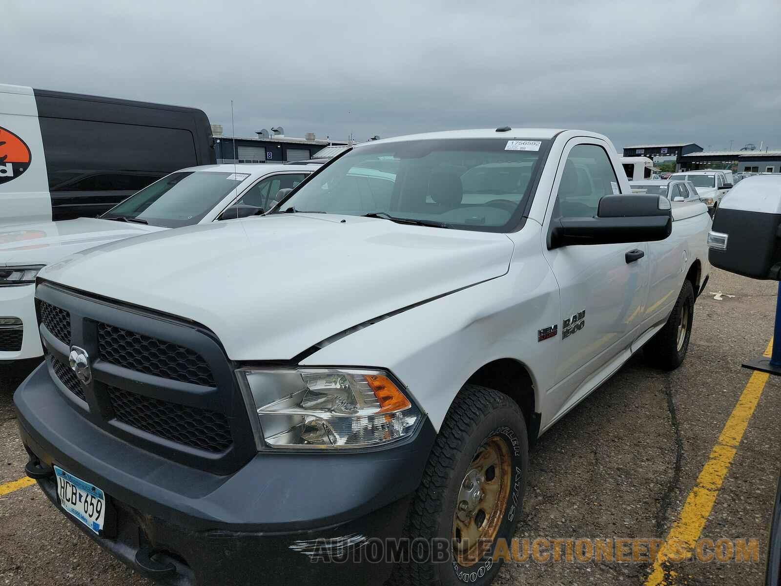 3C6JR7DT2FG584985 Ram 1500 2015