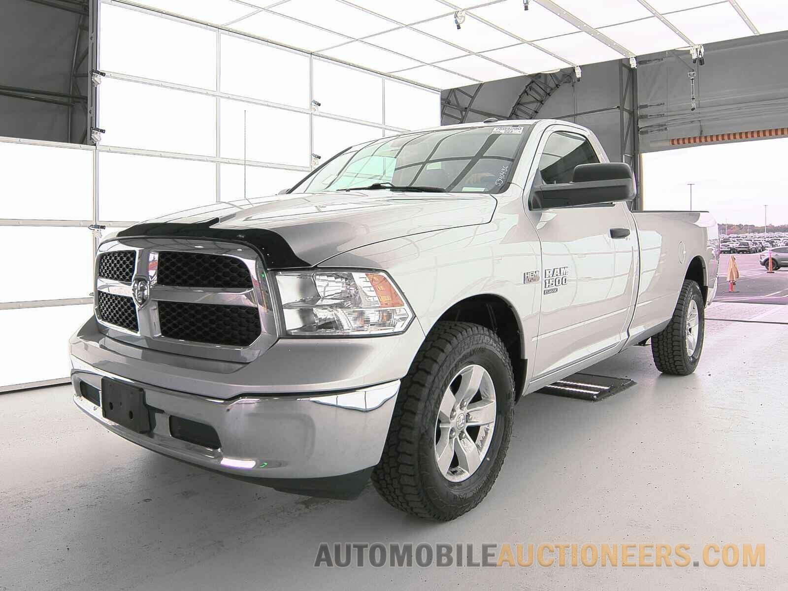 3C6JR7DT8KG510075 Ram 1500 Classic 2019