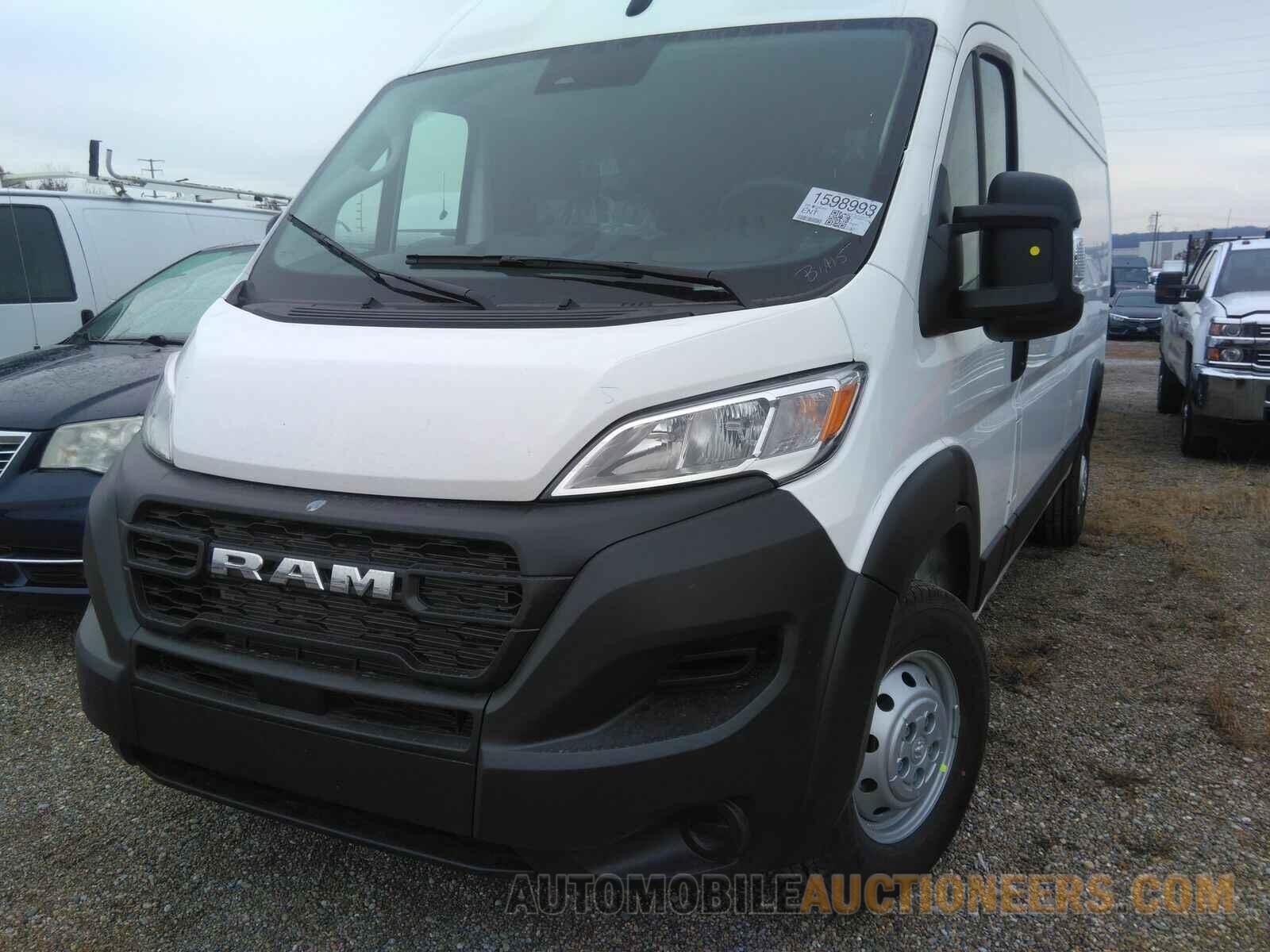 3C6LRVDG1PE606066 Ram ProMaster Cargo Van 2023