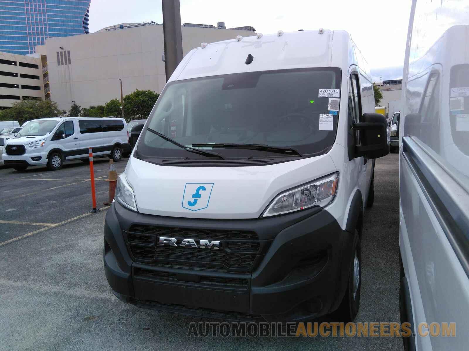 3C6LRVDG3PE576570 Ram ProMaster Cargo Van 2023