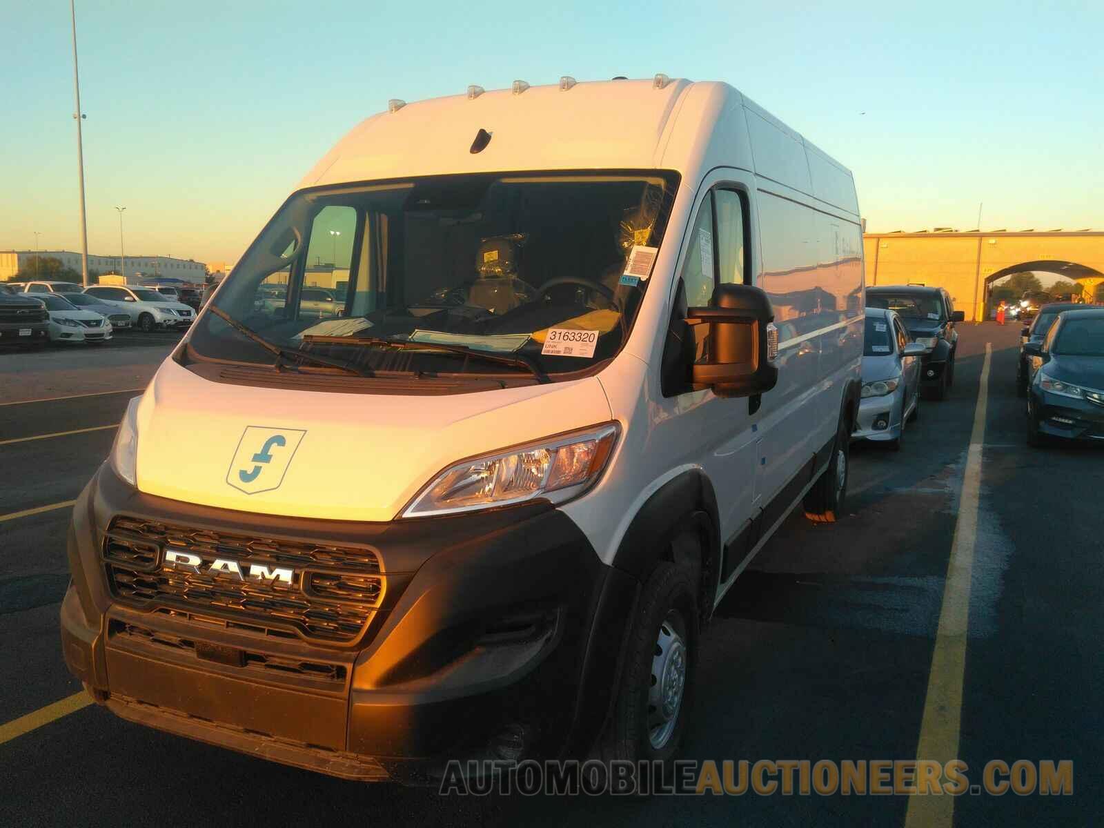 3C6LRVDGXPE565257 Ram ProMaster Cargo Van 2023