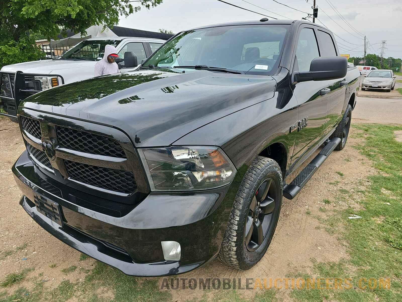 3C6RR7KT7JG197668 Ram 1500 Ex 2018