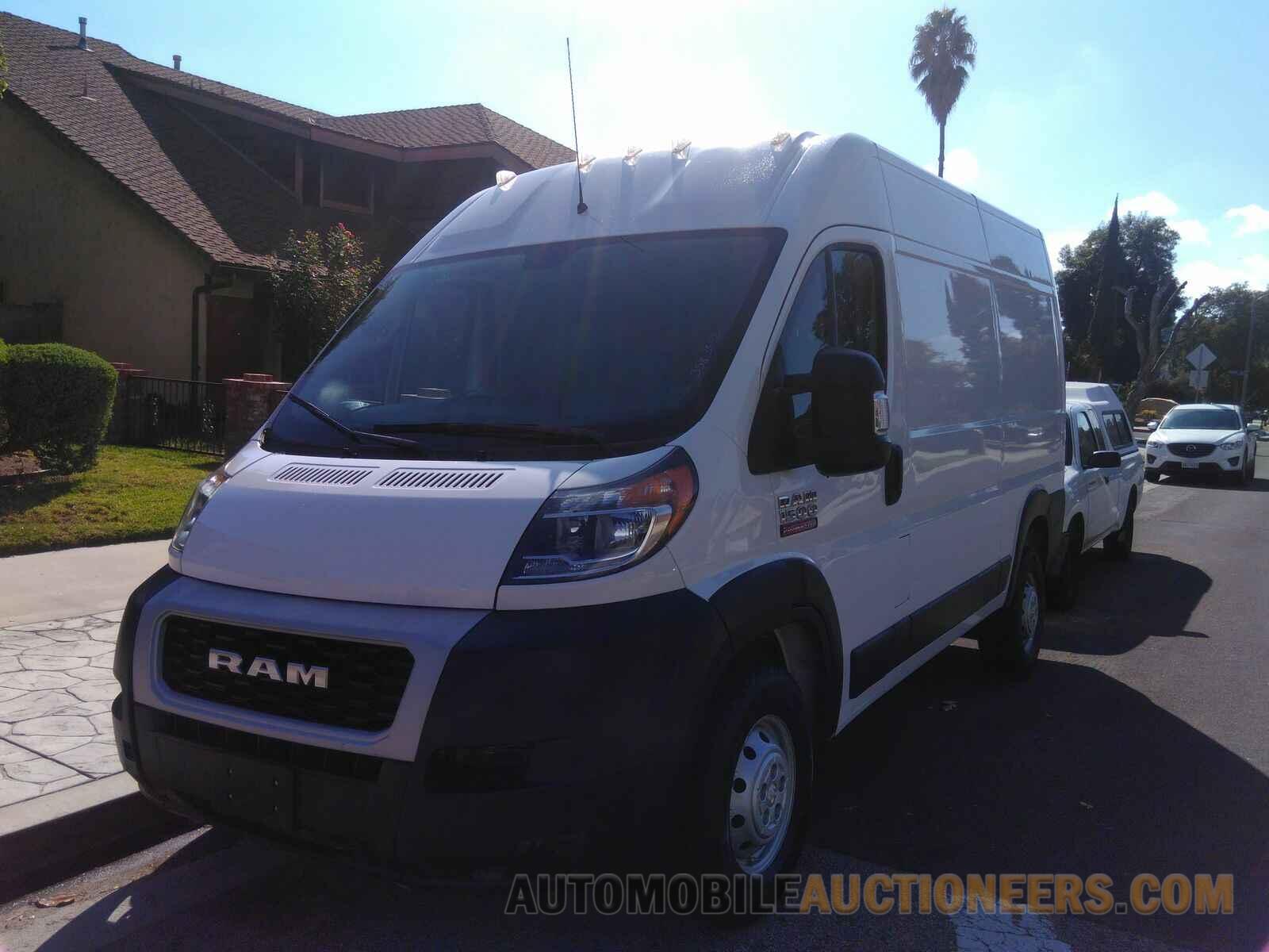 3C6TRVBG2LE138300 Ram ProMaster Cargo Van 2020