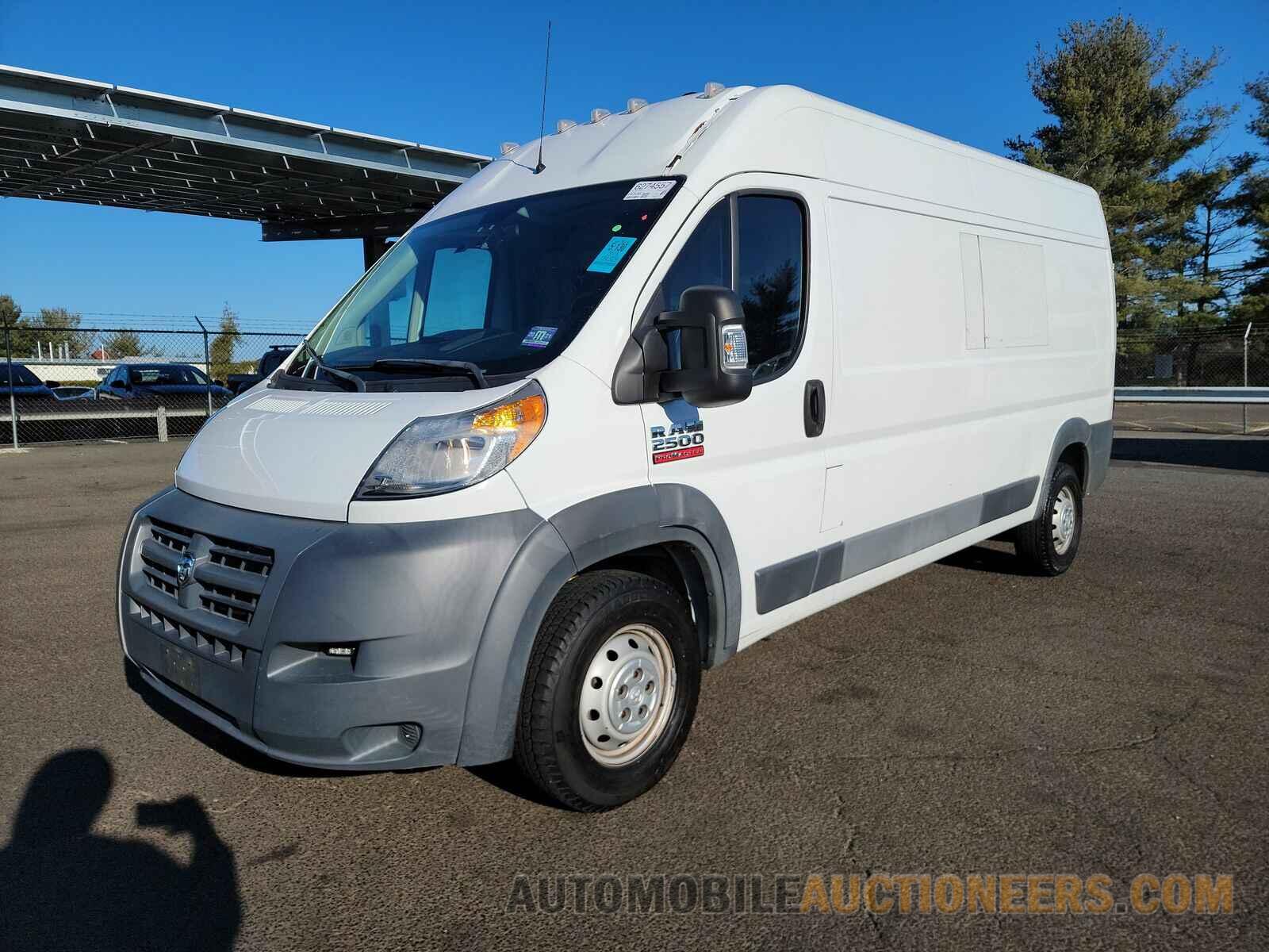 3C6TRVDG5FE509726 Ram ProMaster Cargo Van 2015