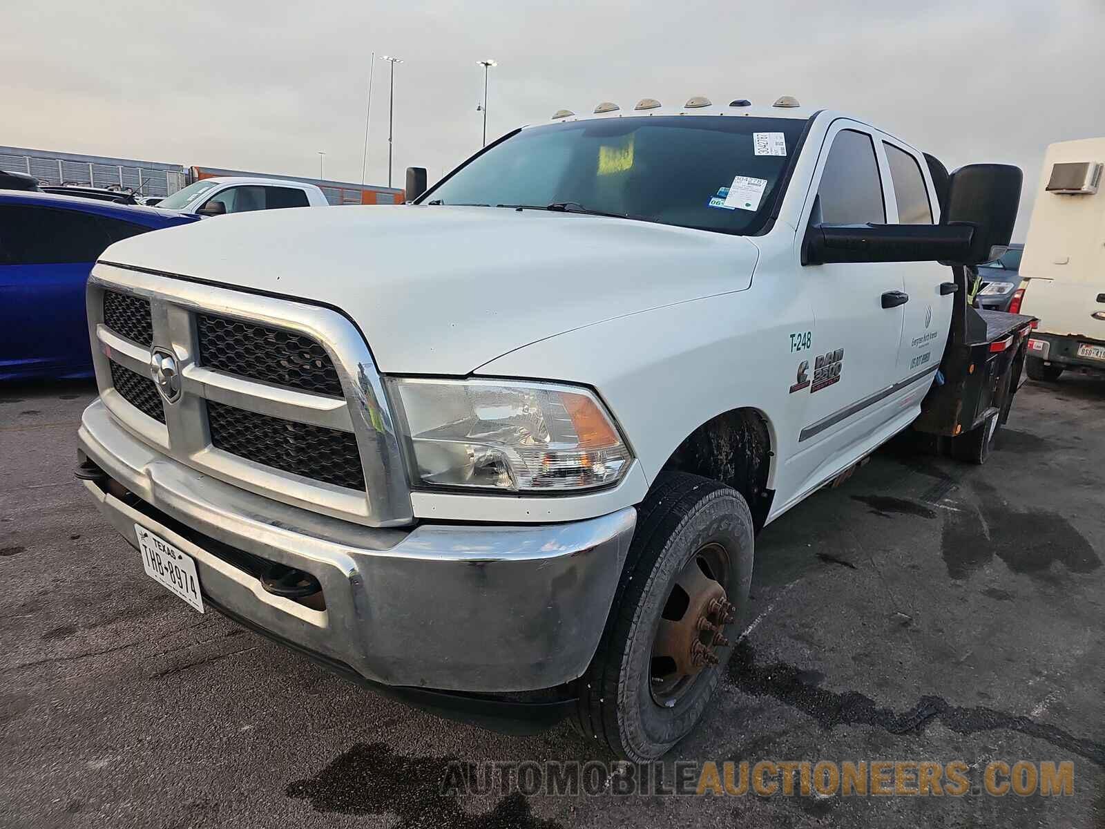 3C7WRSCL4FG662219 Ram 3500 Cab Ch 2015