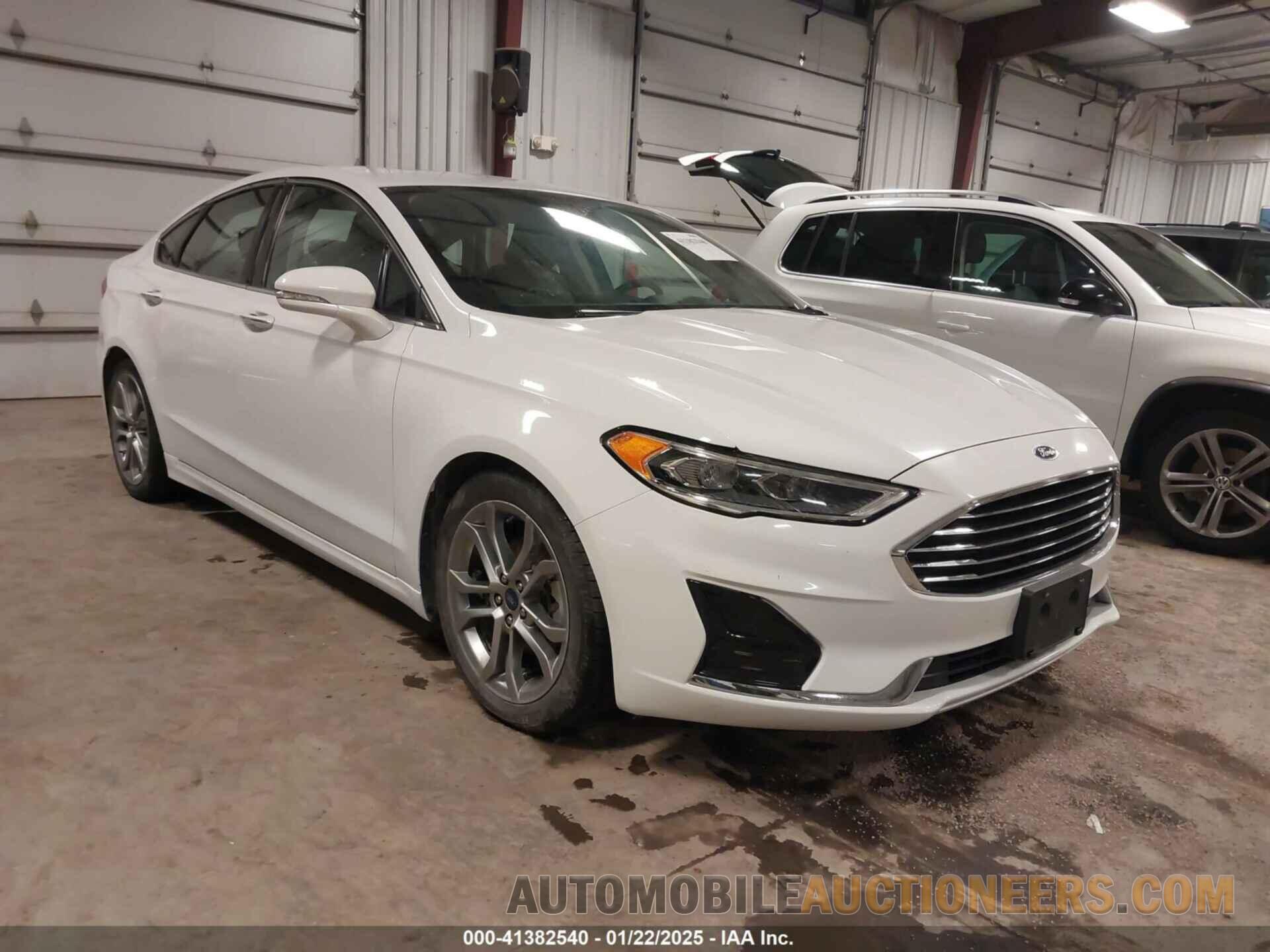 3FA6P0CD0KR117753 FORD FUSION 2019