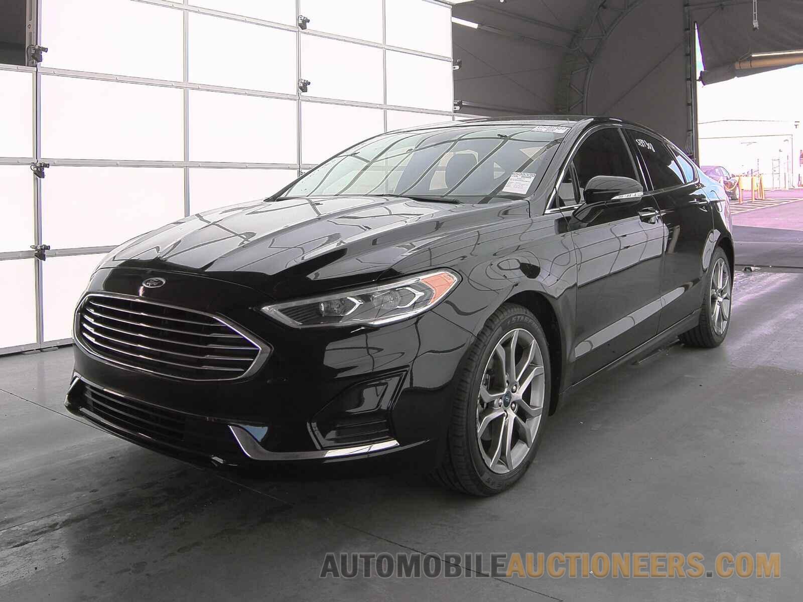 3FA6P0CD0KR139249 Ford Fusion 2019