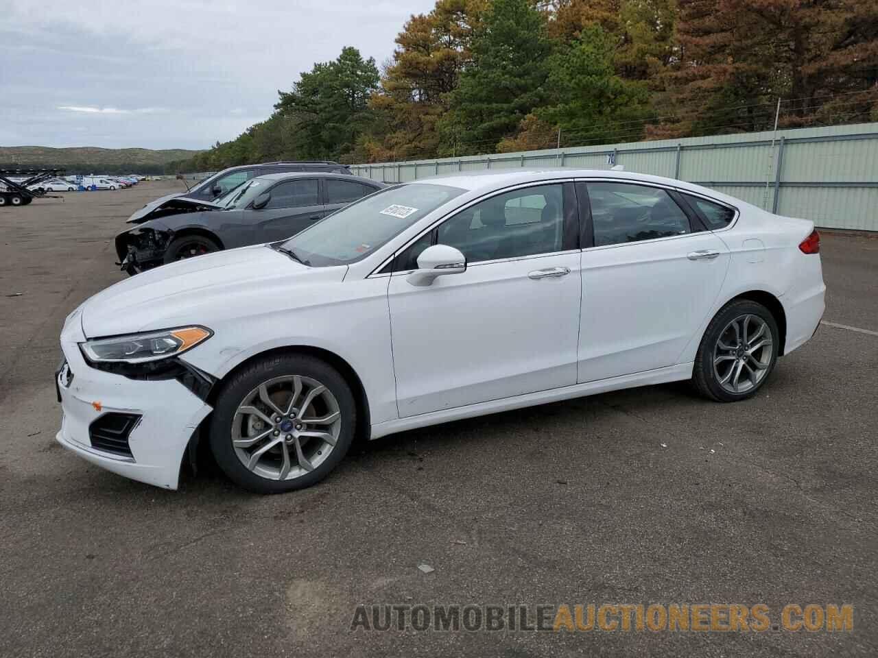 3FA6P0CD0KR140613 FORD FUSION 2019