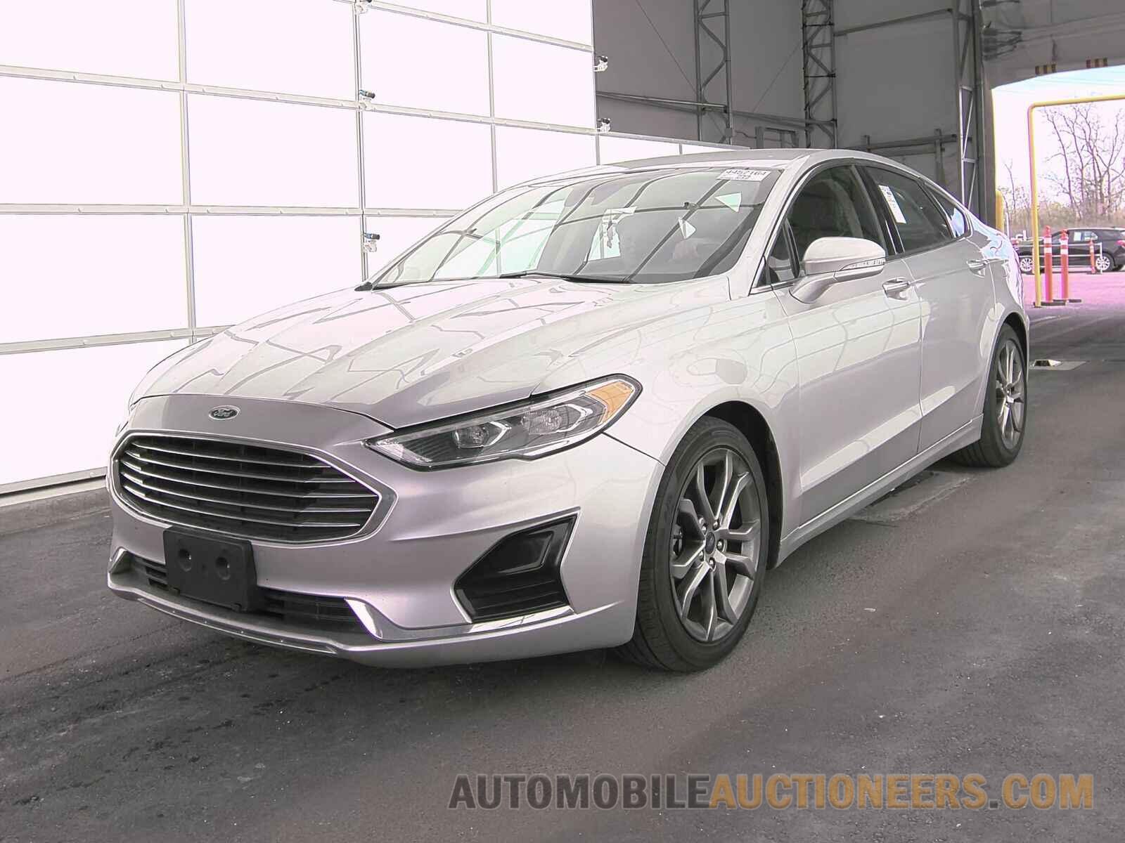 3FA6P0CD0KR253705 Ford Fusion 2019