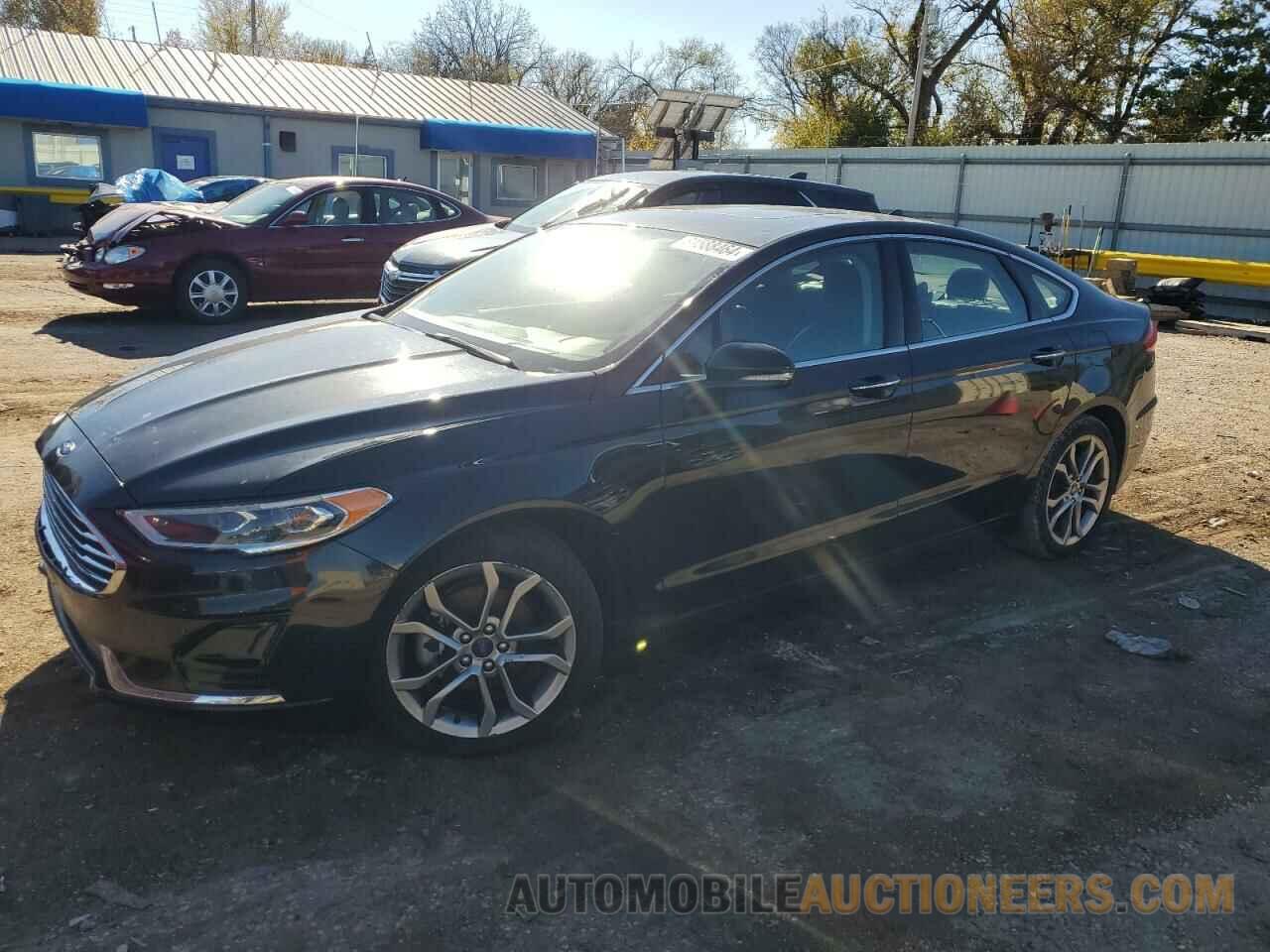 3FA6P0CD1KR180652 FORD FUSION 2019