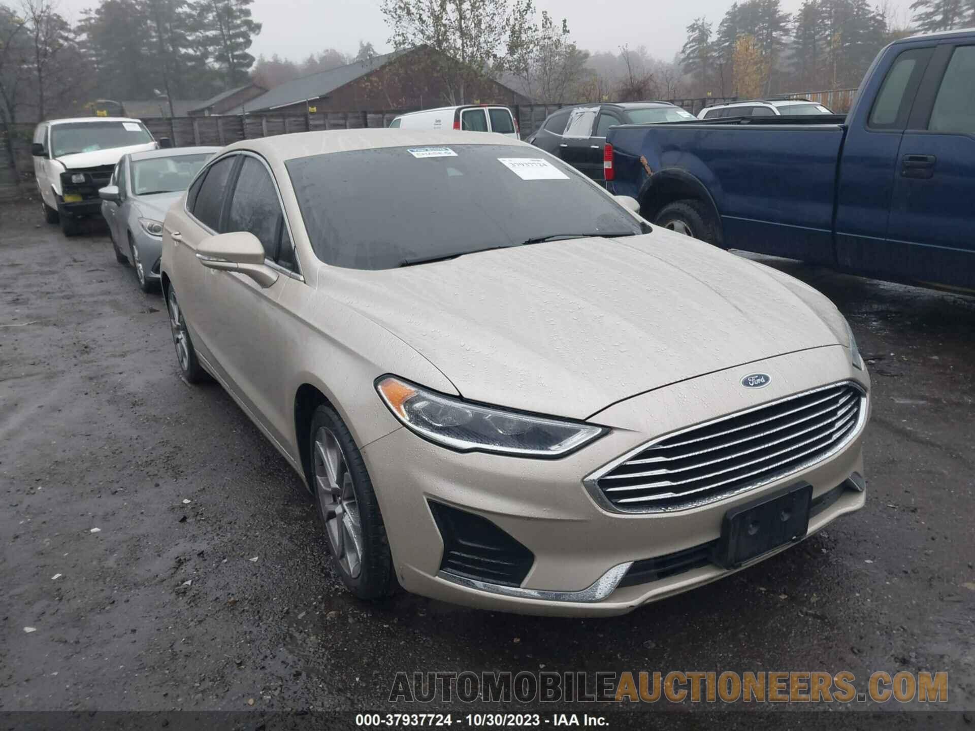 3FA6P0CD2KR145229 FORD FUSION 2019