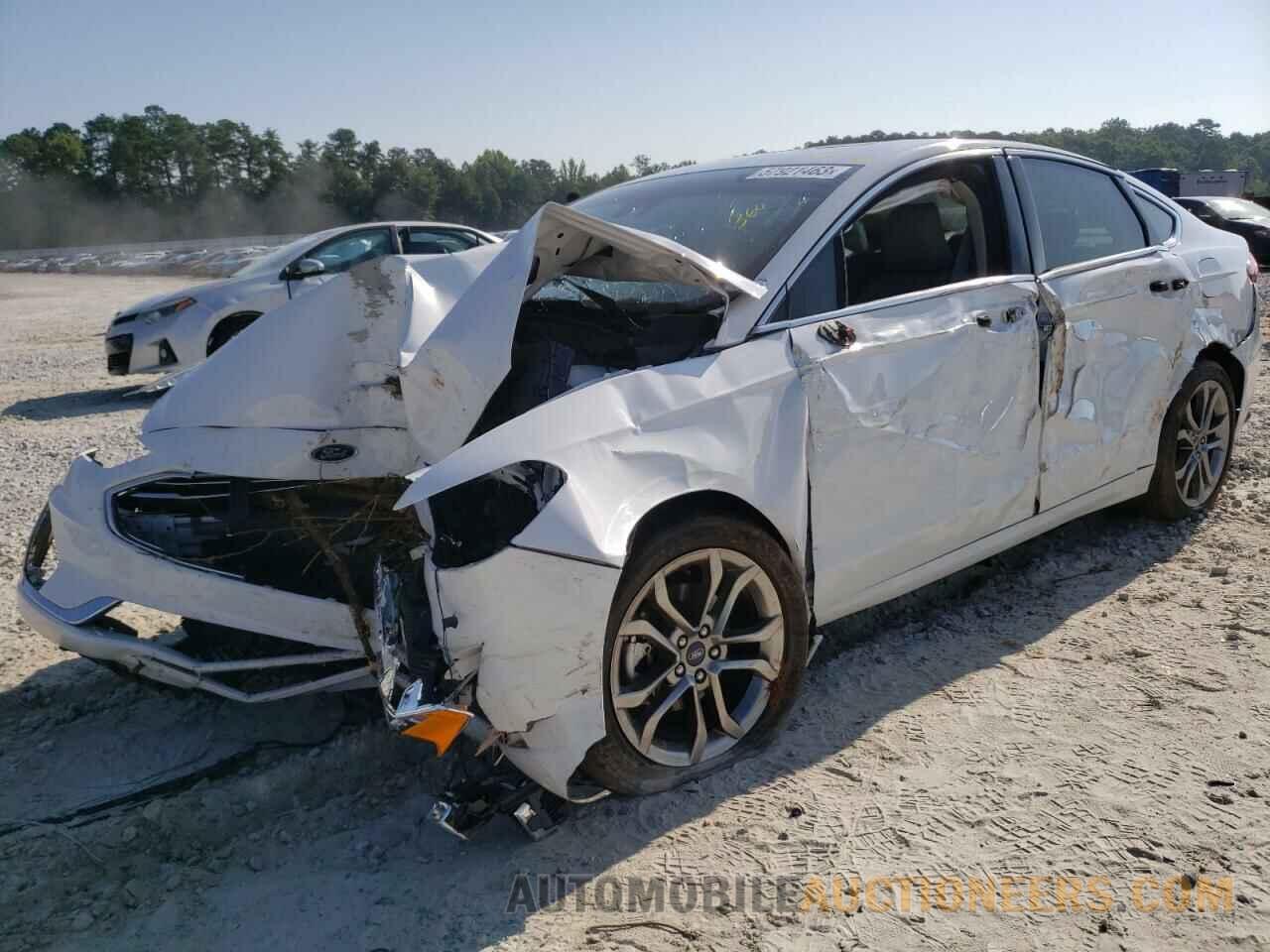 3FA6P0CD2KR280307 FORD FUSION 2019