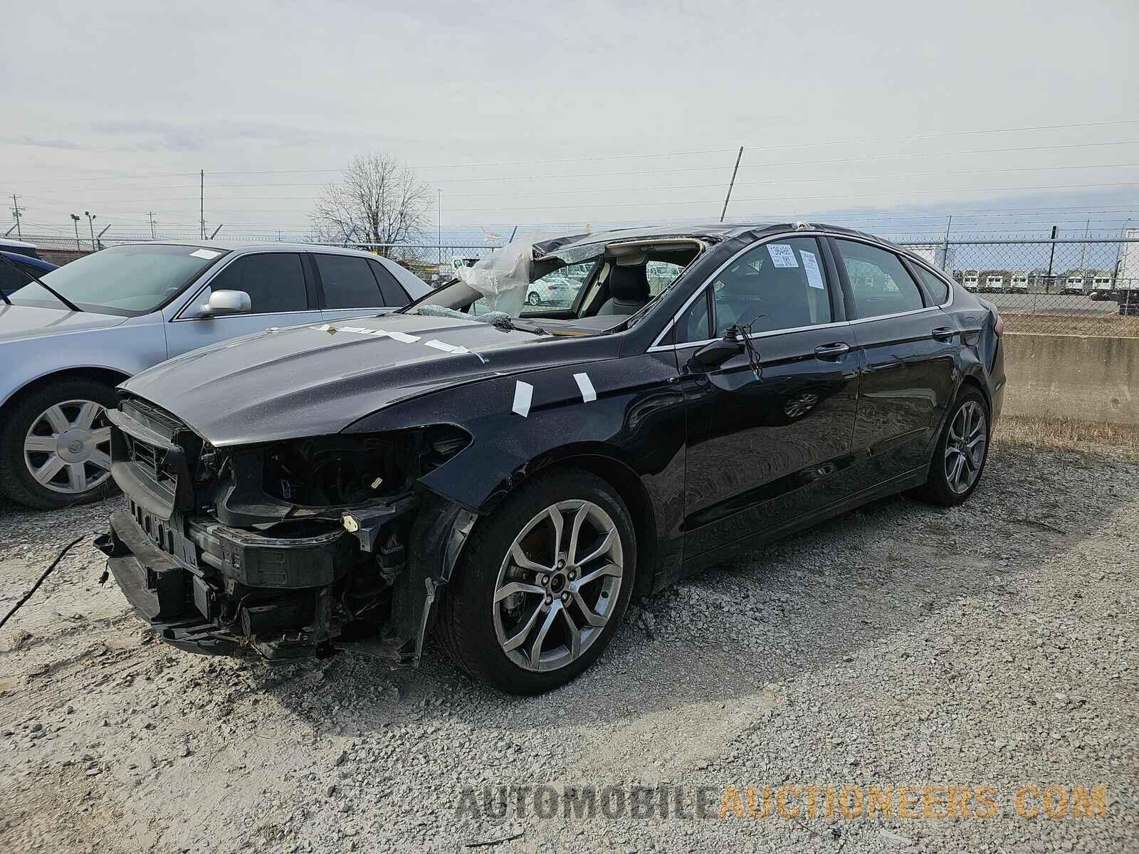 3FA6P0CD3KR181513 Ford Fusion 2019