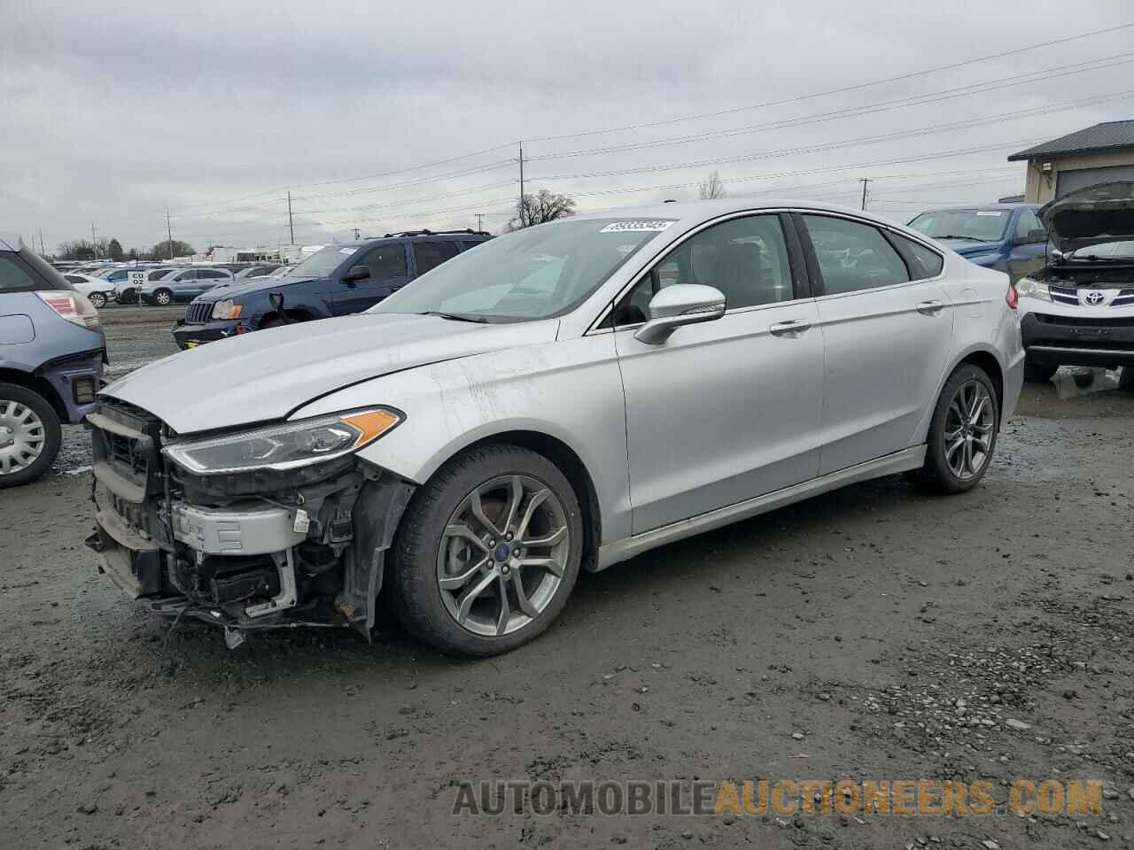 3FA6P0CD3KR260583 FORD FUSION 2019