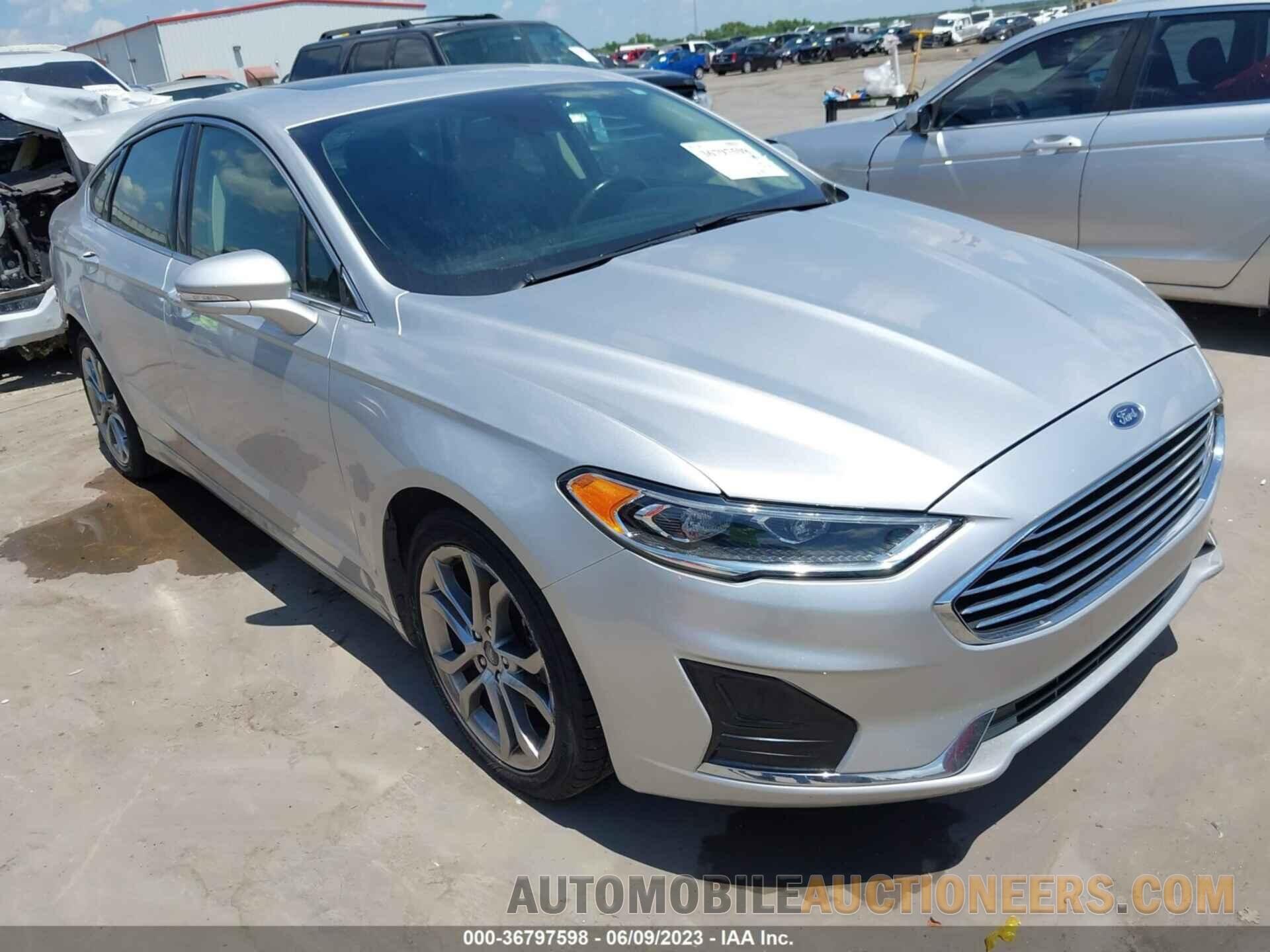 3FA6P0CD4KR182816 FORD FUSION 2019