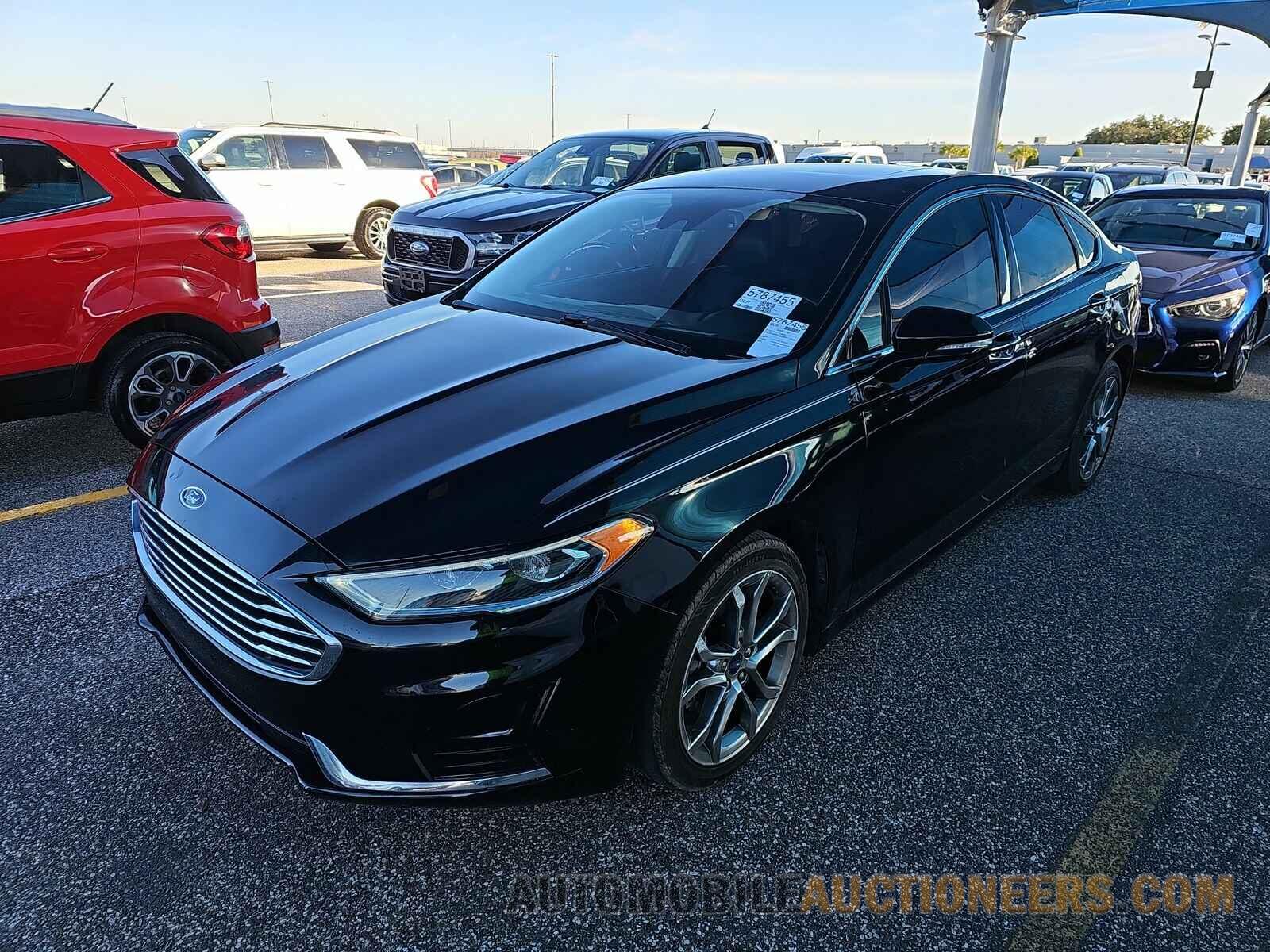 3FA6P0CD5KR117246 Ford Fusion 2019