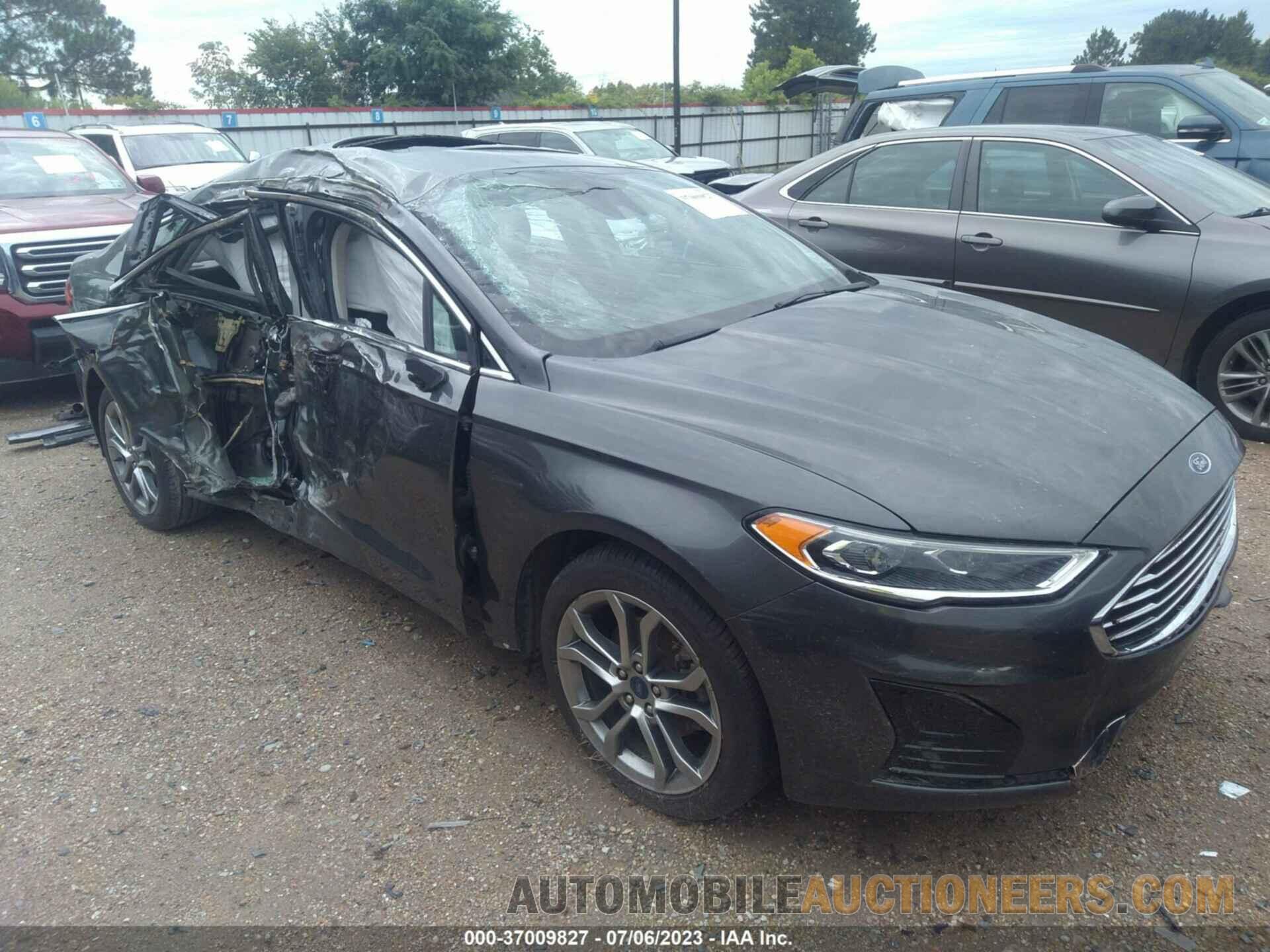 3FA6P0CD6KR161160 FORD FUSION 2019