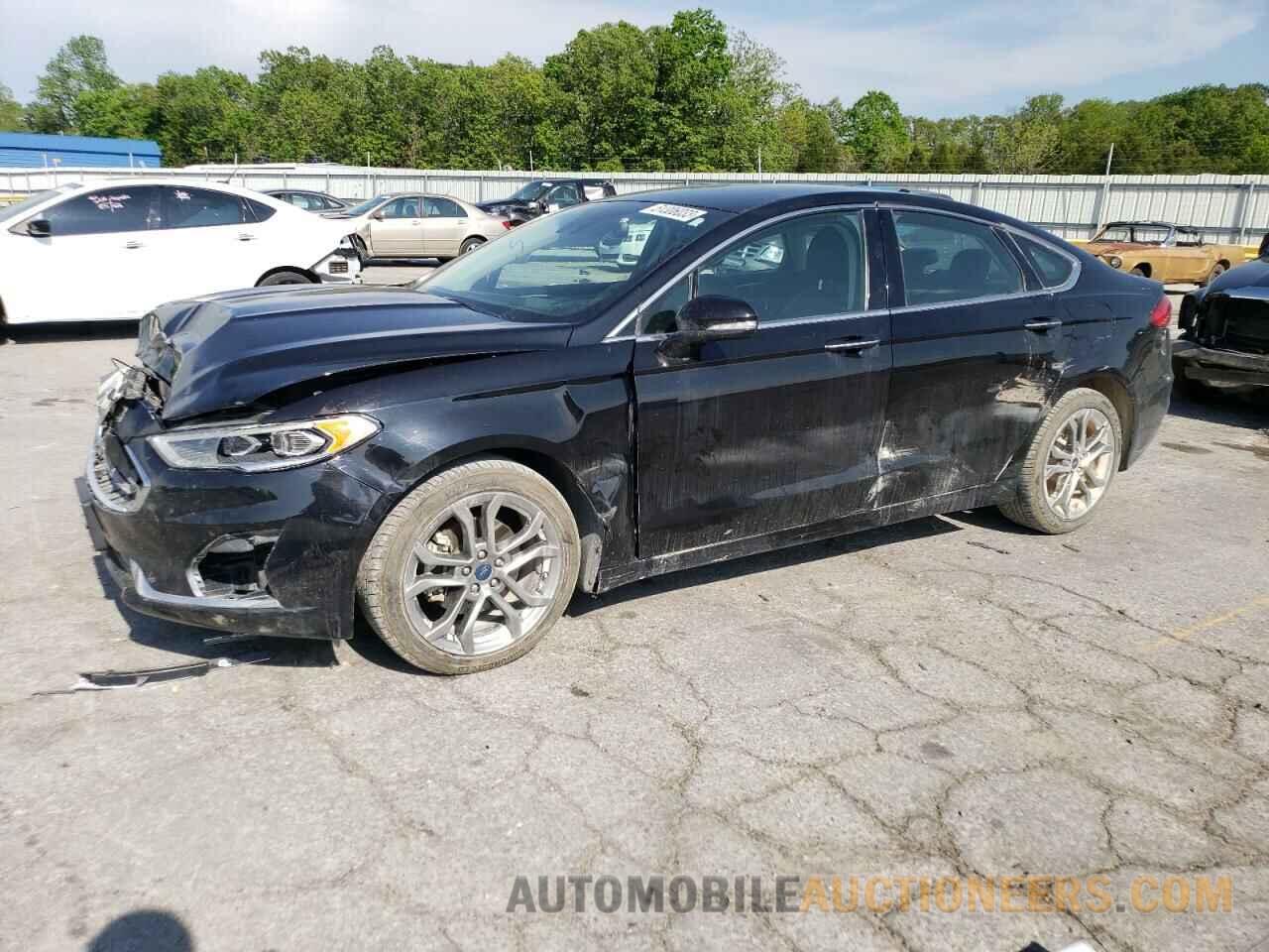 3FA6P0CD6KR260335 FORD FUSION 2019