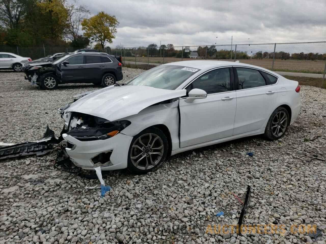 3FA6P0CD6KR271156 FORD FUSION 2019