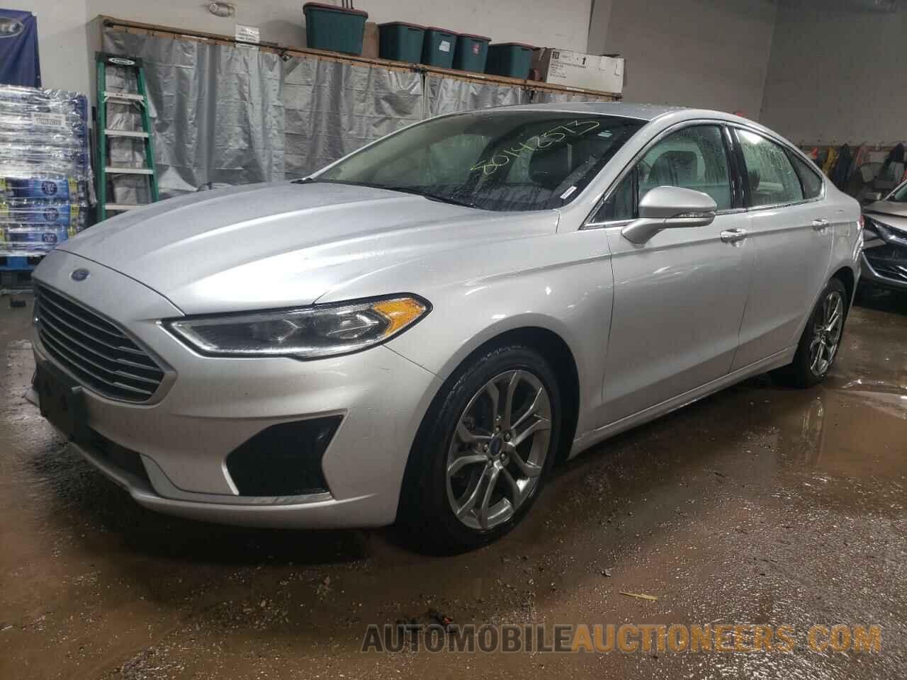 3FA6P0CD6KR272582 FORD FUSION 2019