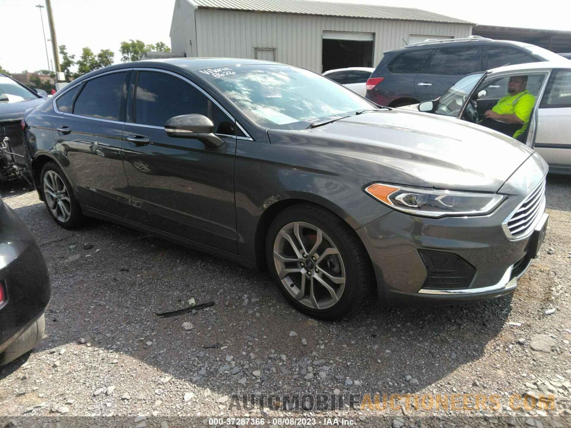 3FA6P0CD8KR237218 FORD FUSION 2019