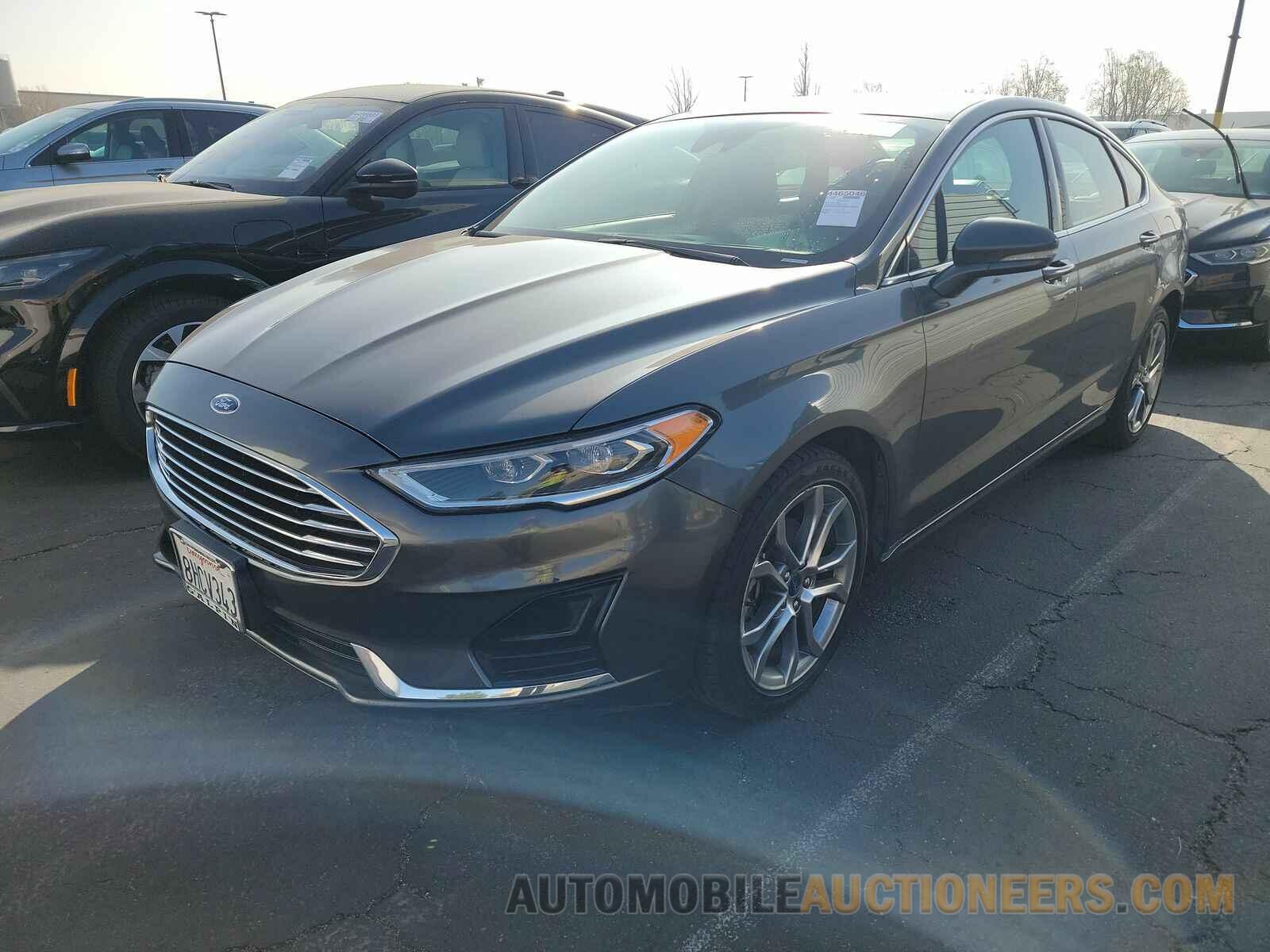 3FA6P0CD9KR134406 Ford Fusion 2019