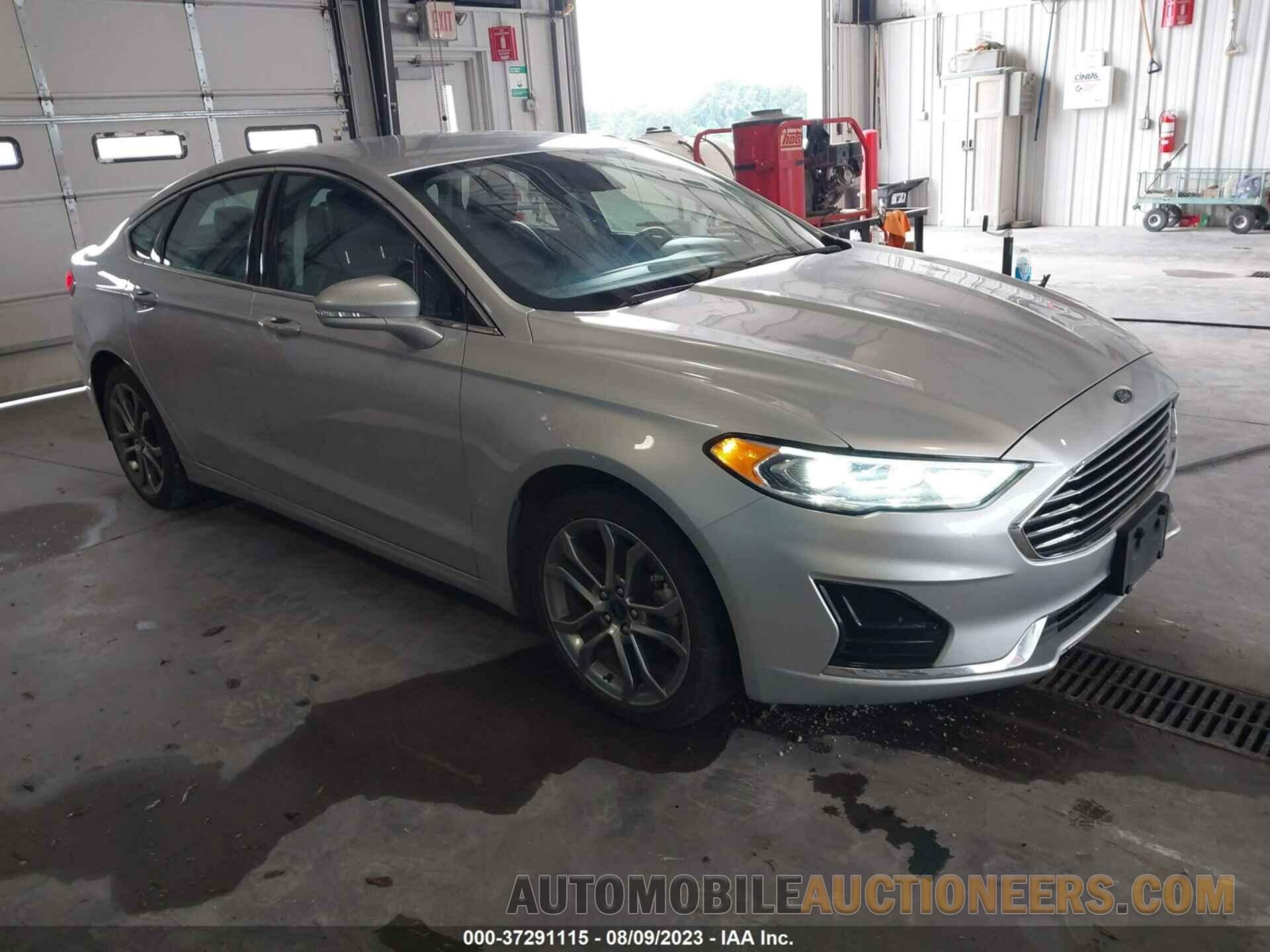 3FA6P0CD9KR180883 FORD FUSION 2019