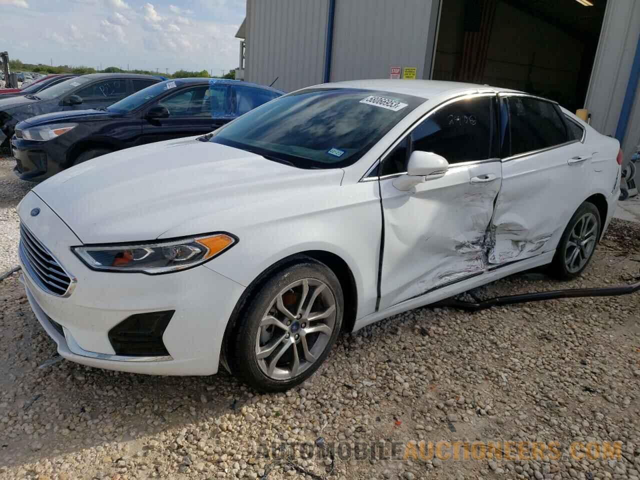 3FA6P0CD9KR254318 FORD FUSION 2019