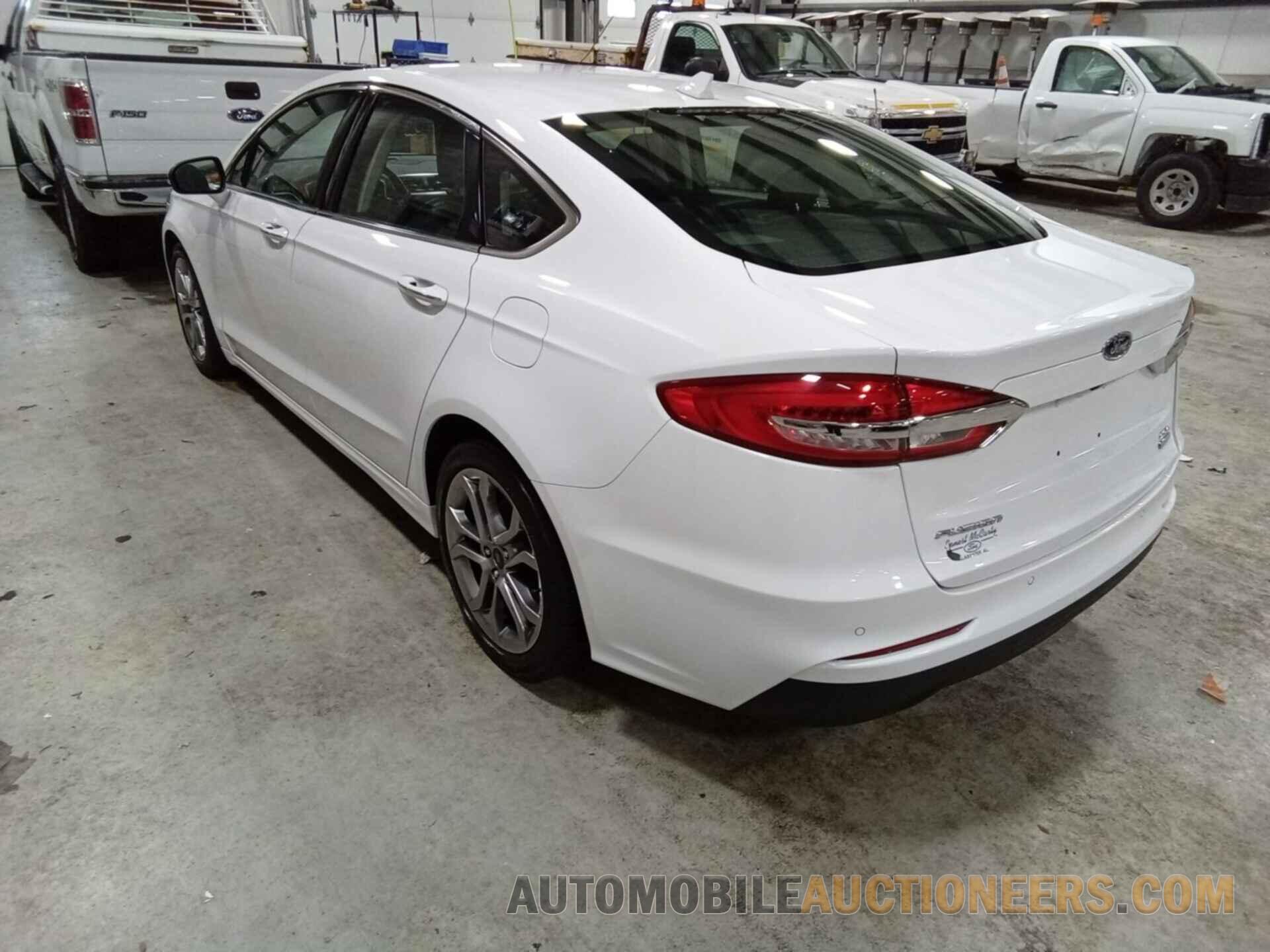 3FA6P0CDXKR186417 FORD FUSION 2019